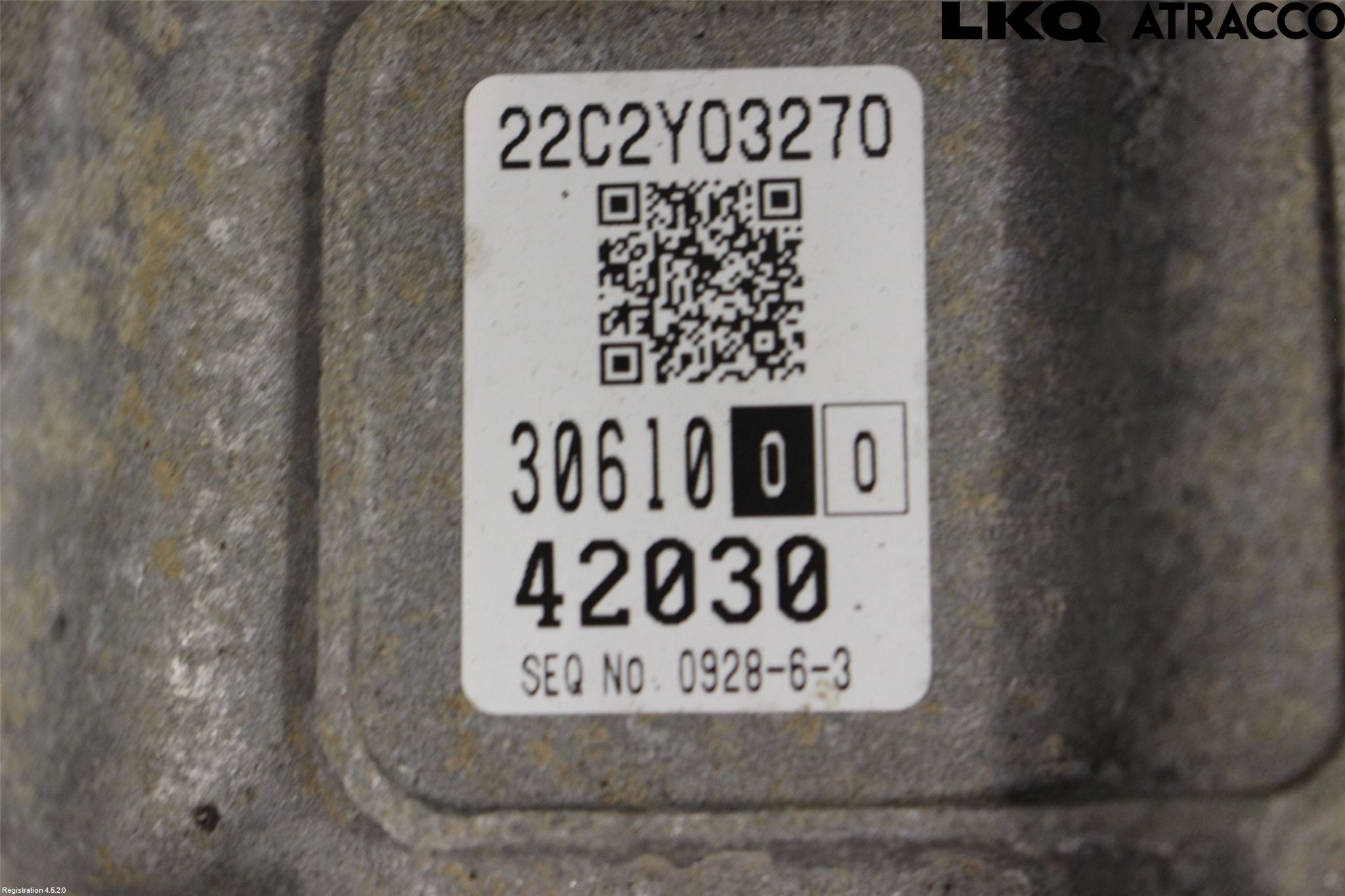 Toyota bZ4X EA10 22- Navgir Elektrisk