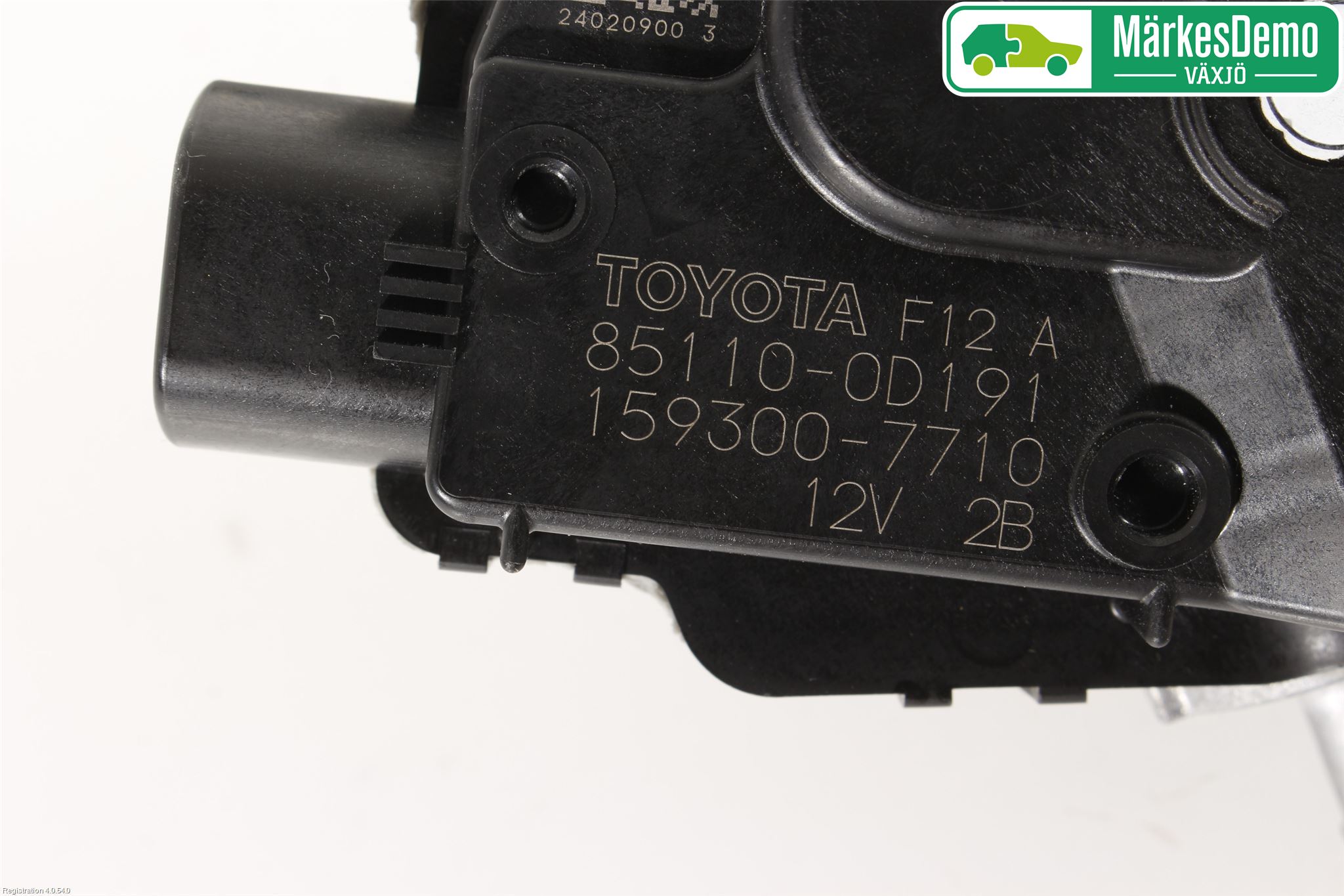 Toyota YARIS XP130 15-20 Viskermotor Frontrute