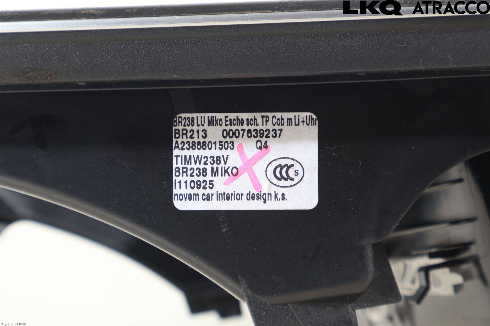 Mercedes-Benz MB E-KLASS (W213) 16-23 Instrumentkonsoll Midt
