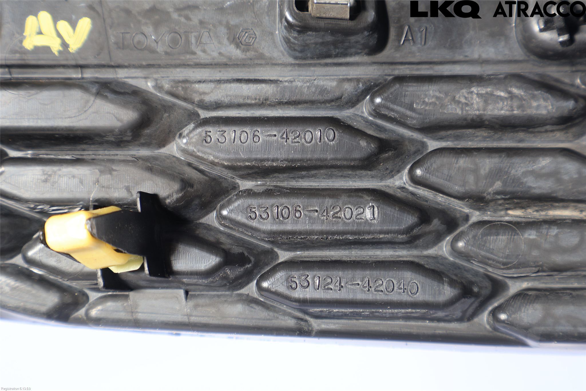 Toyota RAV4 13-18 Grilldel Venstre