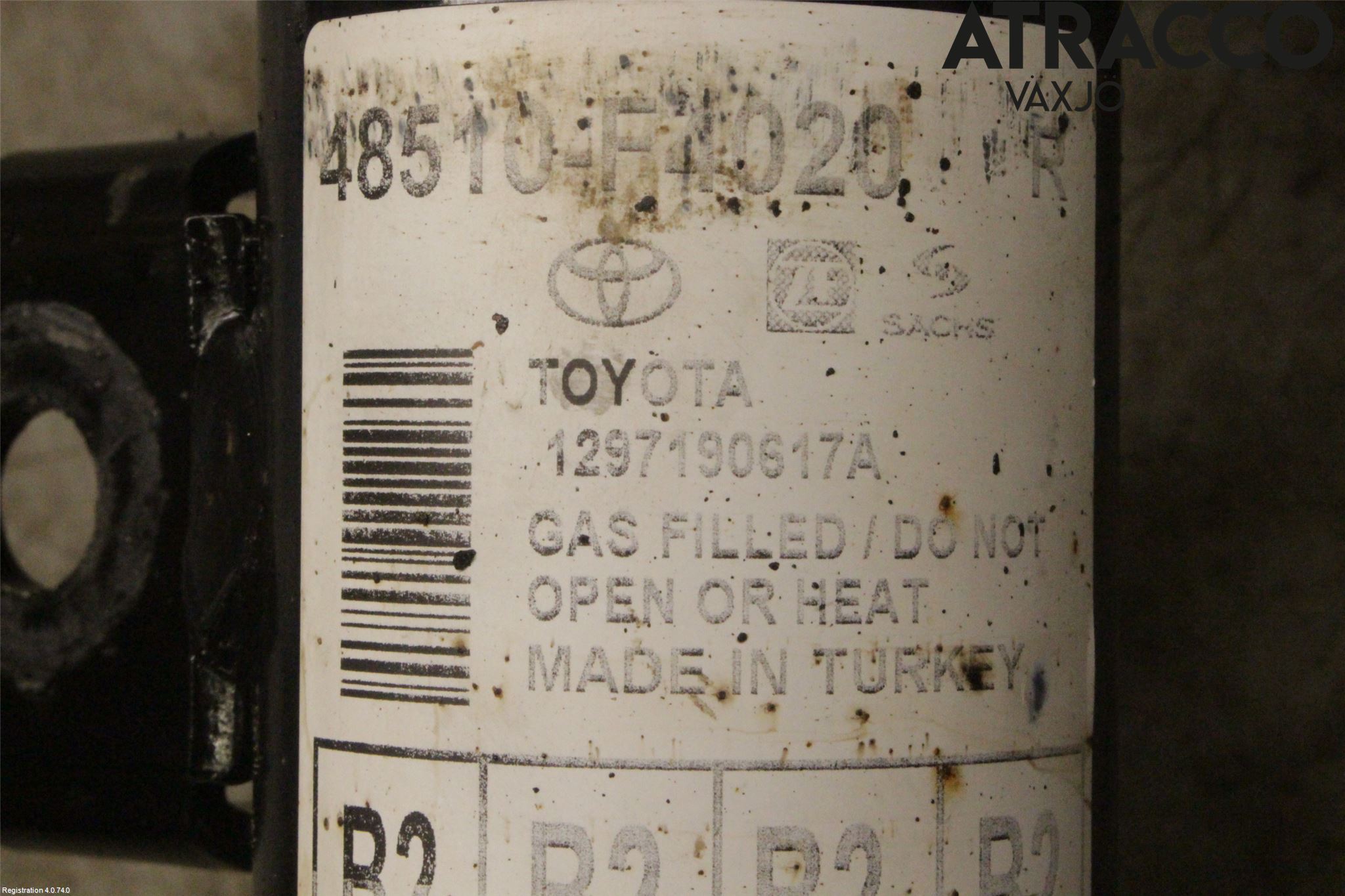Toyota C-HR 16-23 Fjærbein Foran Høyre