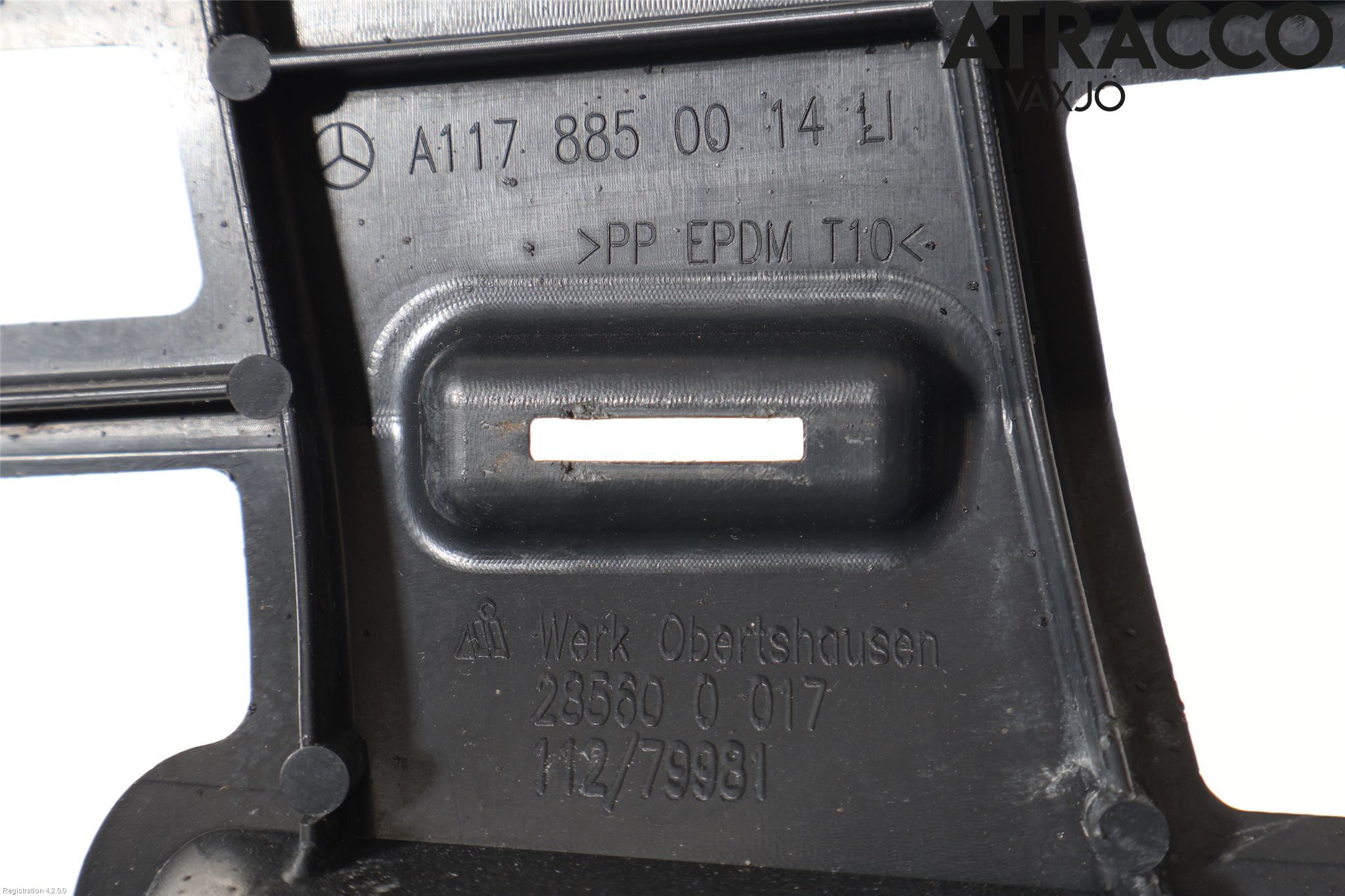 Mercedes-Benz MB CLA-KLASS (C117/X117) 13-19 Støtfangerfeste Bak Venstre