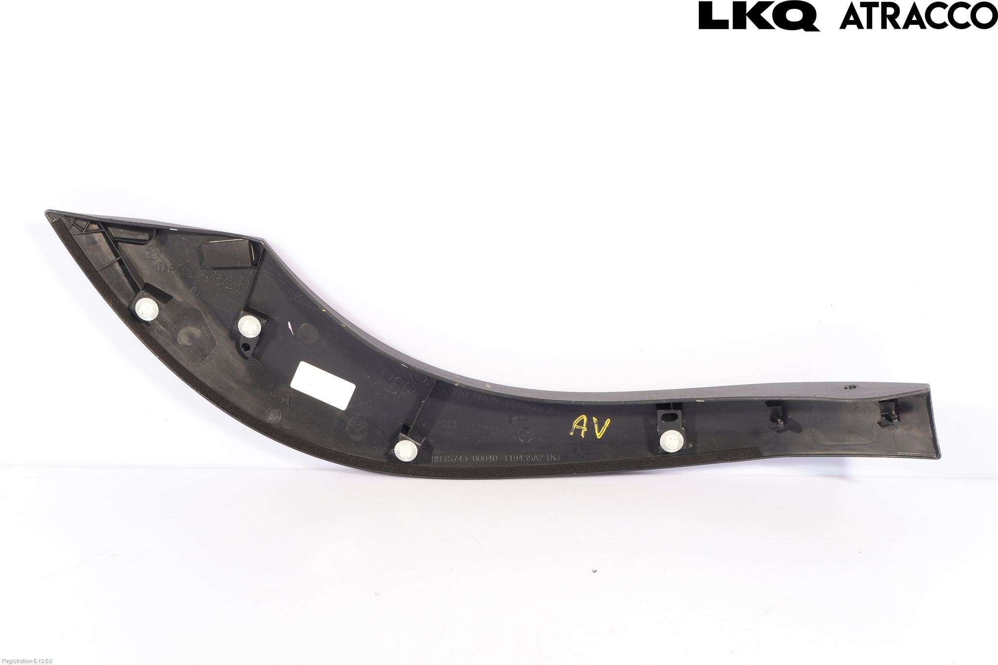 Toyota YARIS CROSS XP21 21- Skjerm Bredder