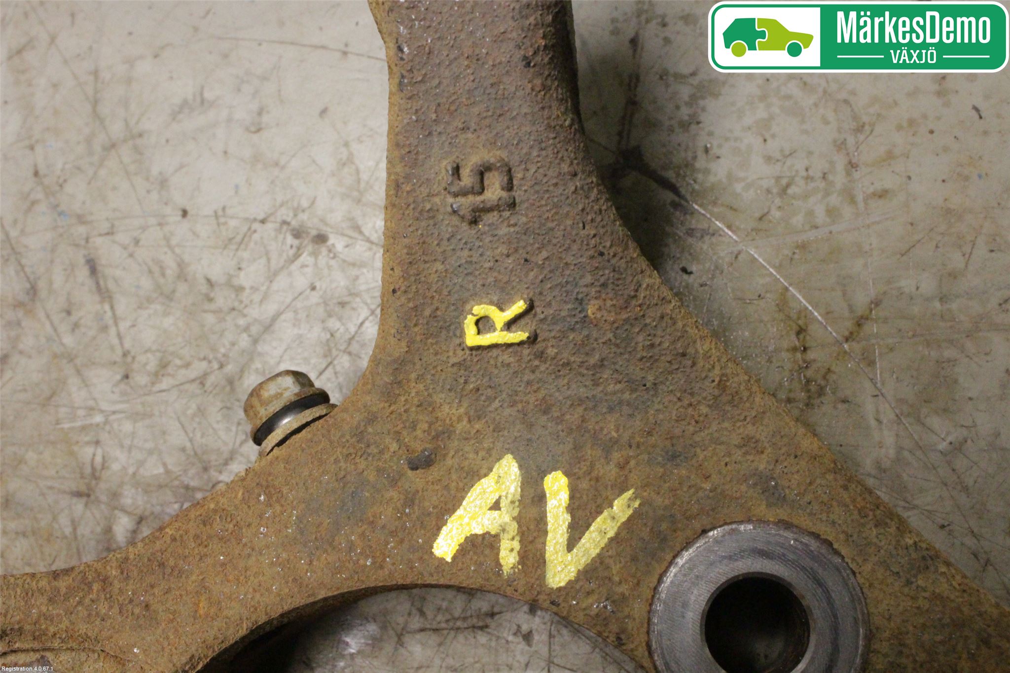 Toyota RAV4 13-18 Spindel Hf
