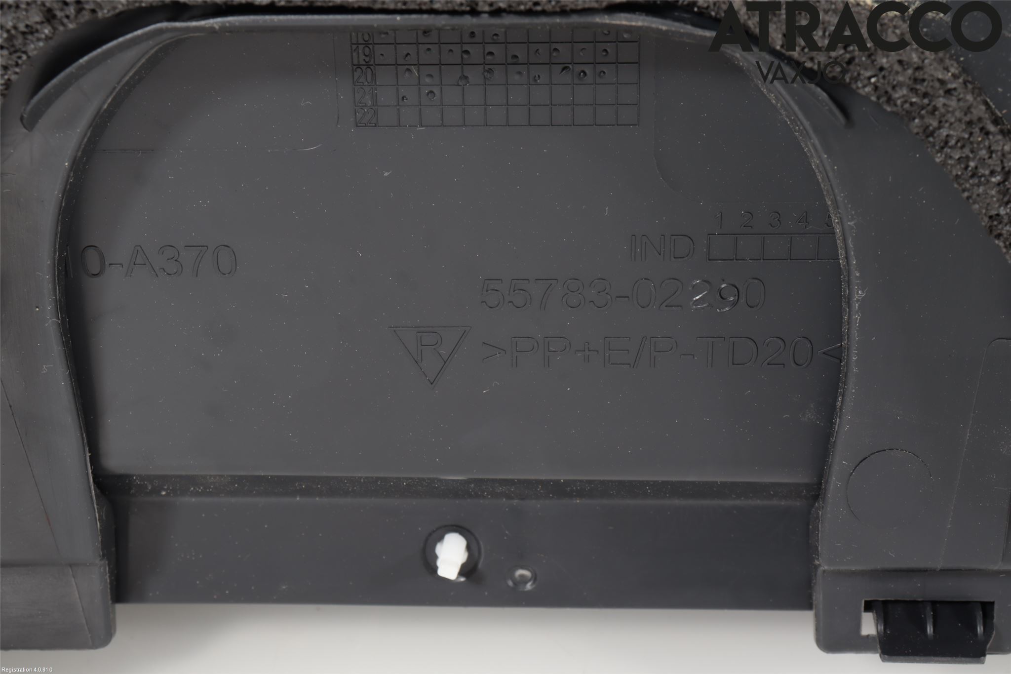 Suzuki SWACE 21- Visker Deksel-Grill-Under Frr