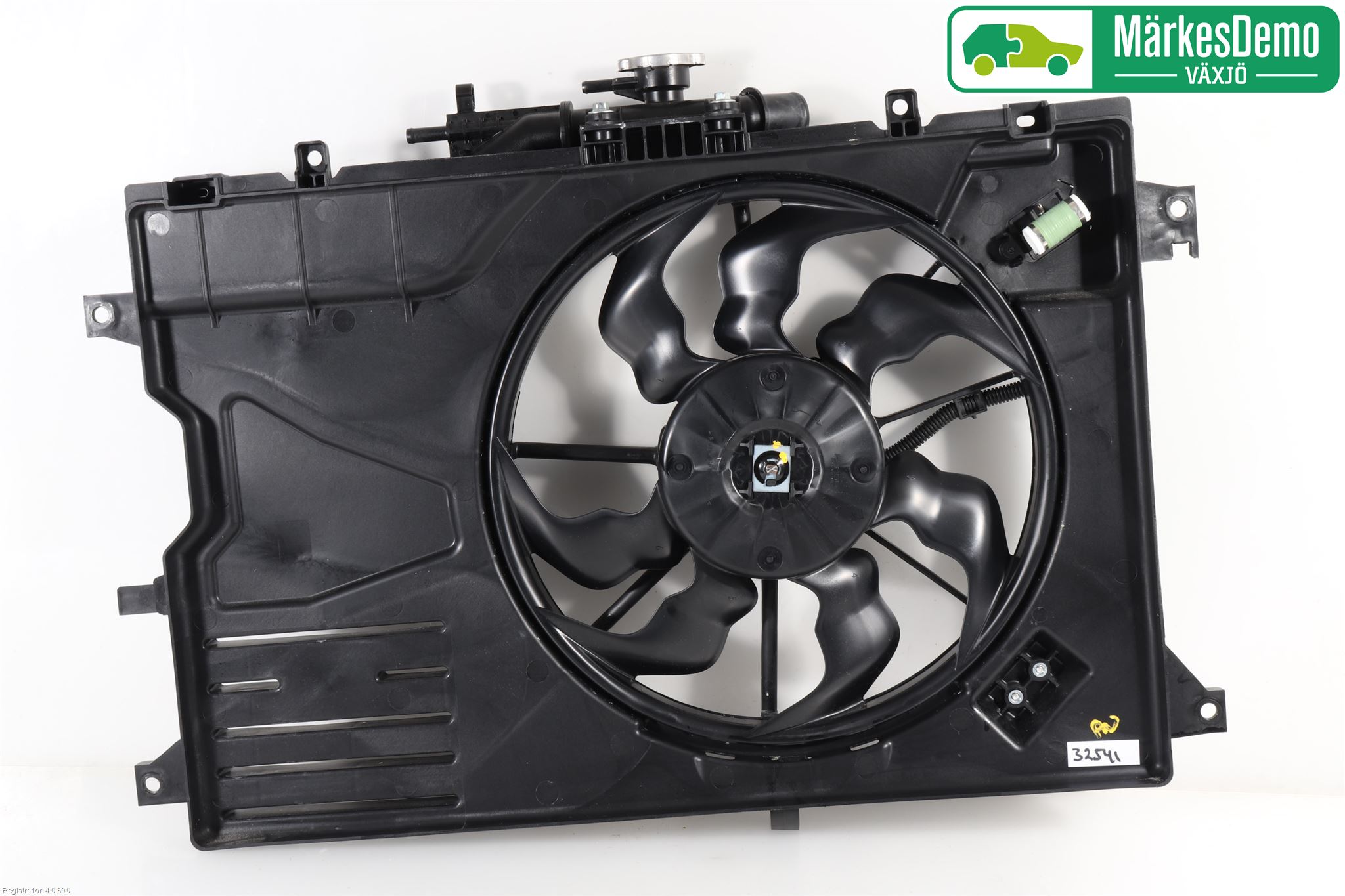 Mazda CX-30 20- Kjølevifte-Radiator Hus-Kåpe