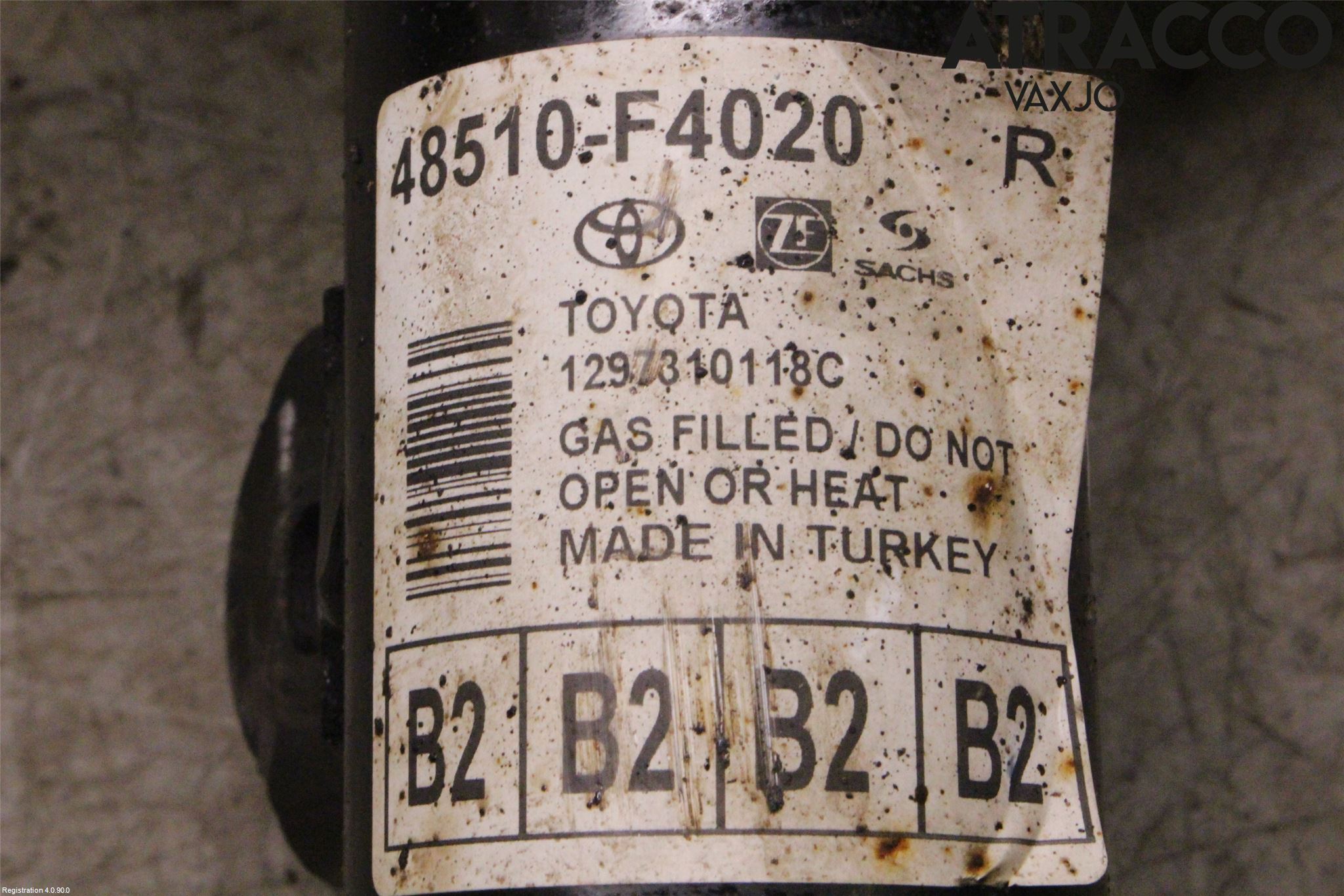 Toyota C-HR 16-23 Fjærbein Foran Høyre