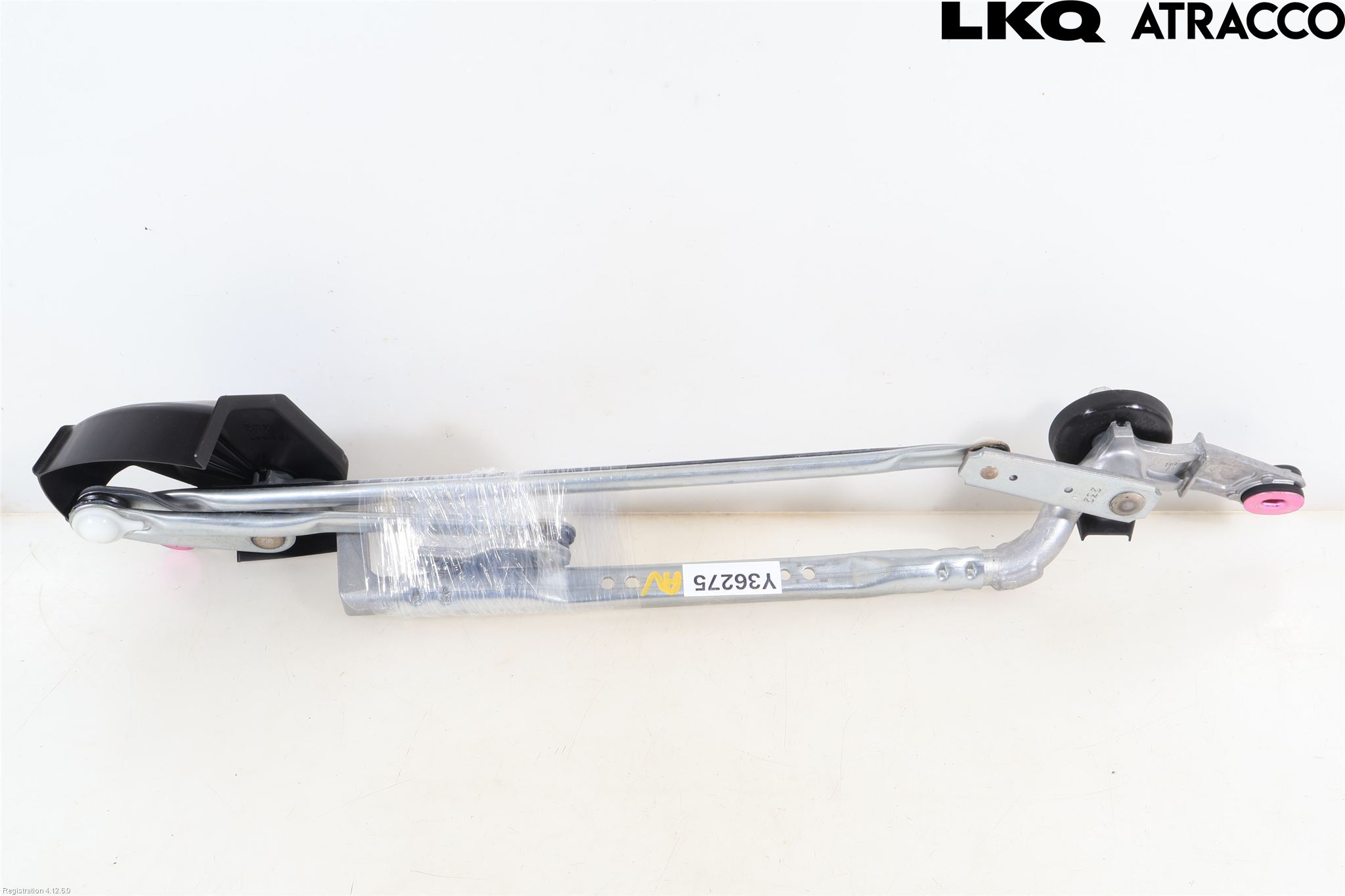 Lexus LBX 24- Viskeroverføring Frontrute