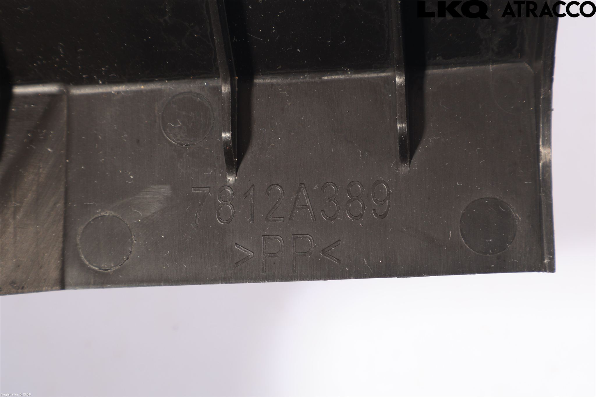 Mitsubishi OUTLANDER 13-21 Luftstyring Front