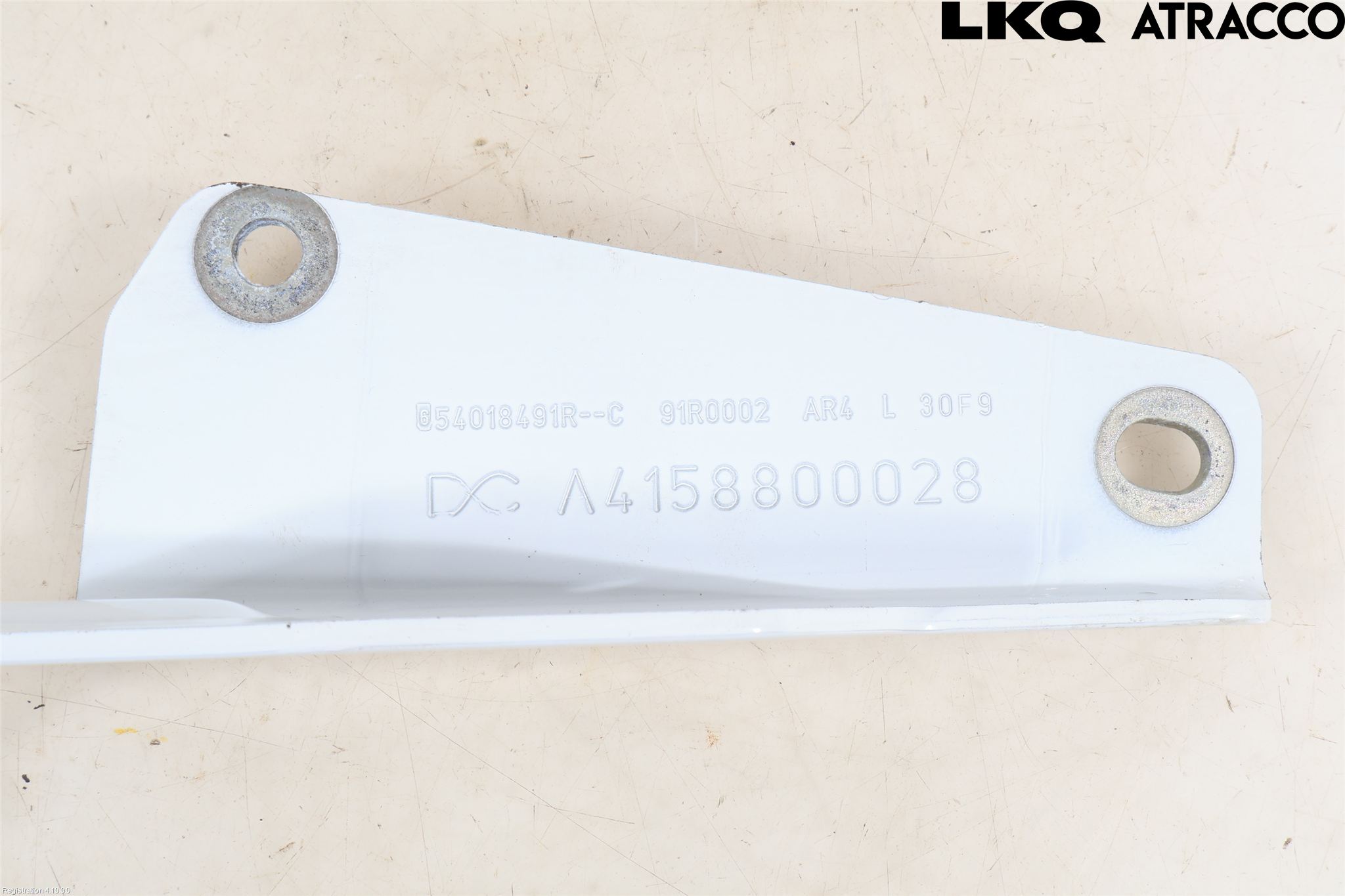 Nissan NV250 20-22 Panser Hengsel - Hengsler