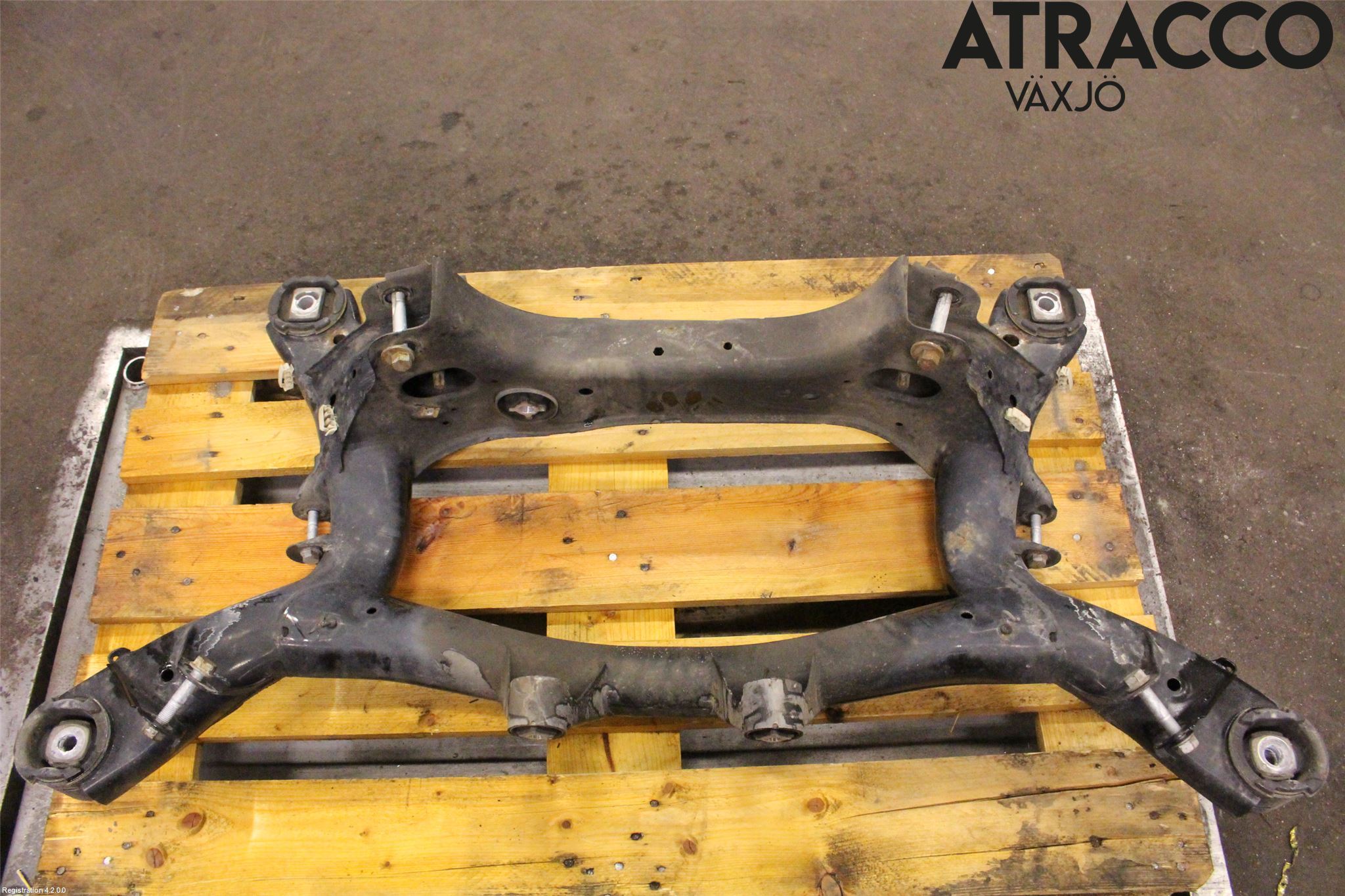 BMW 4 F32/F33/F82/F83 13-20 Bakaksel Feste Travers-Ramme
