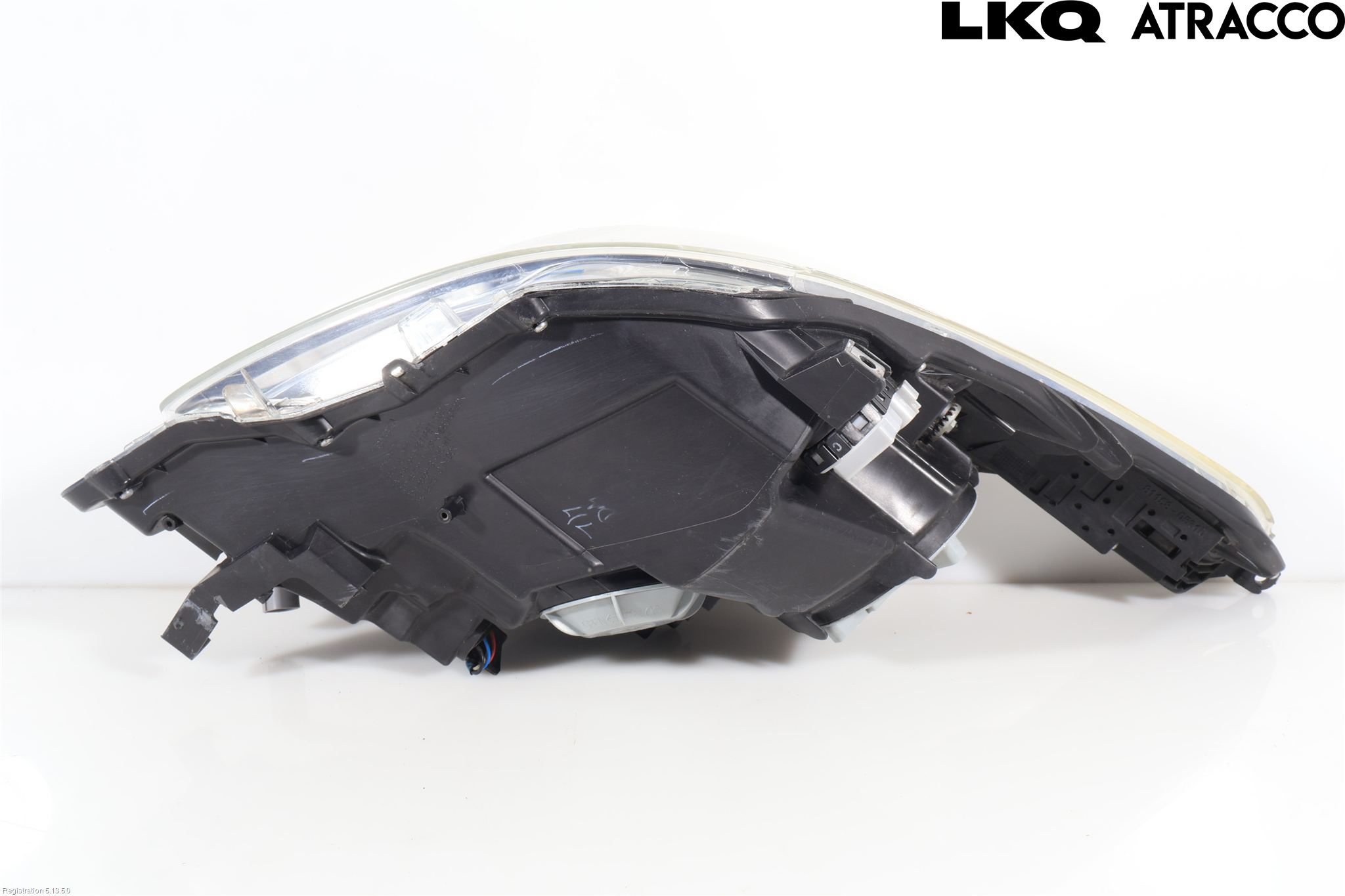 Toyota AVENSIS 09-15 Frontlykt Venstre