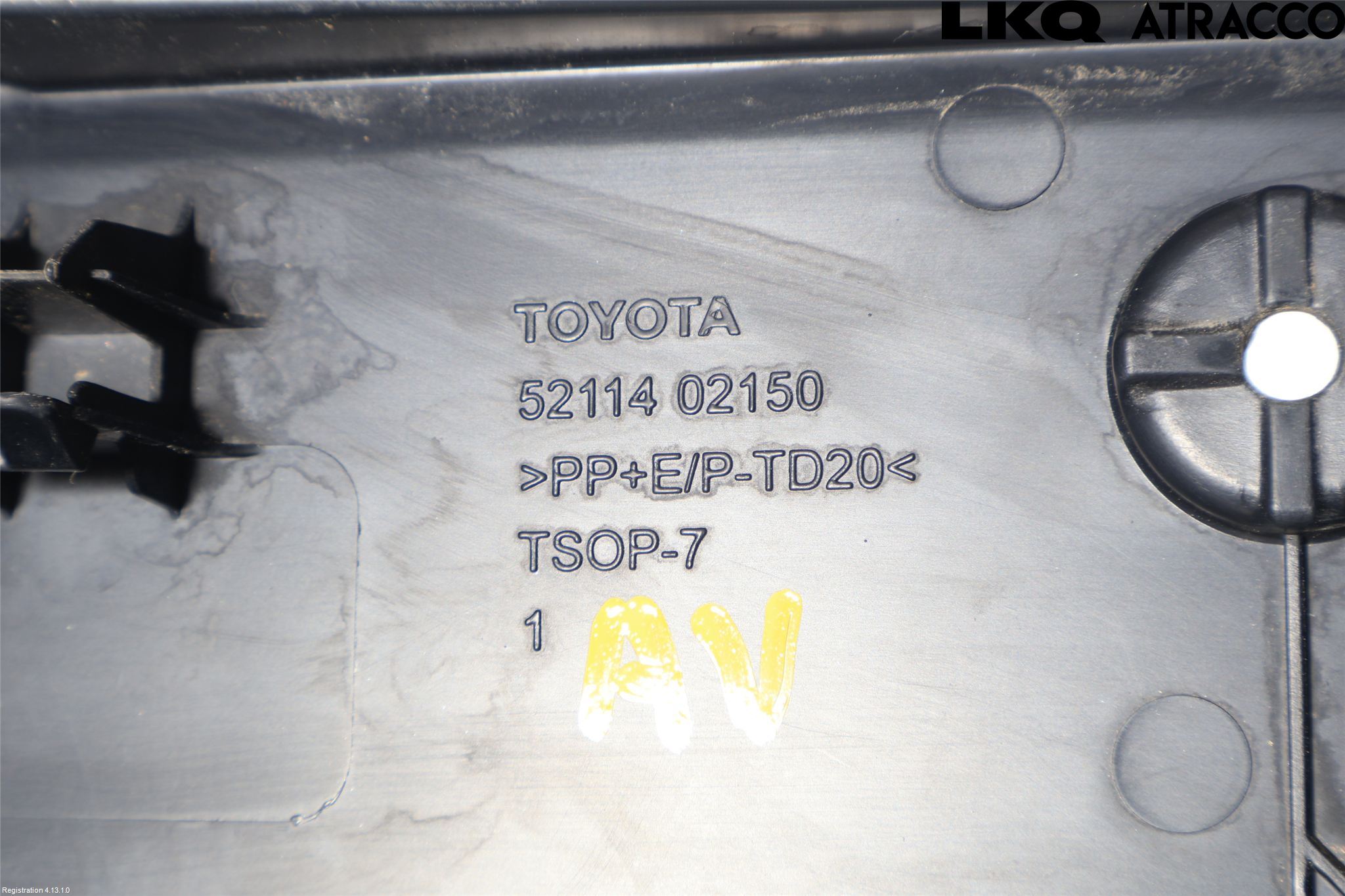 Toyota AURIS 13-19 Skylthållare