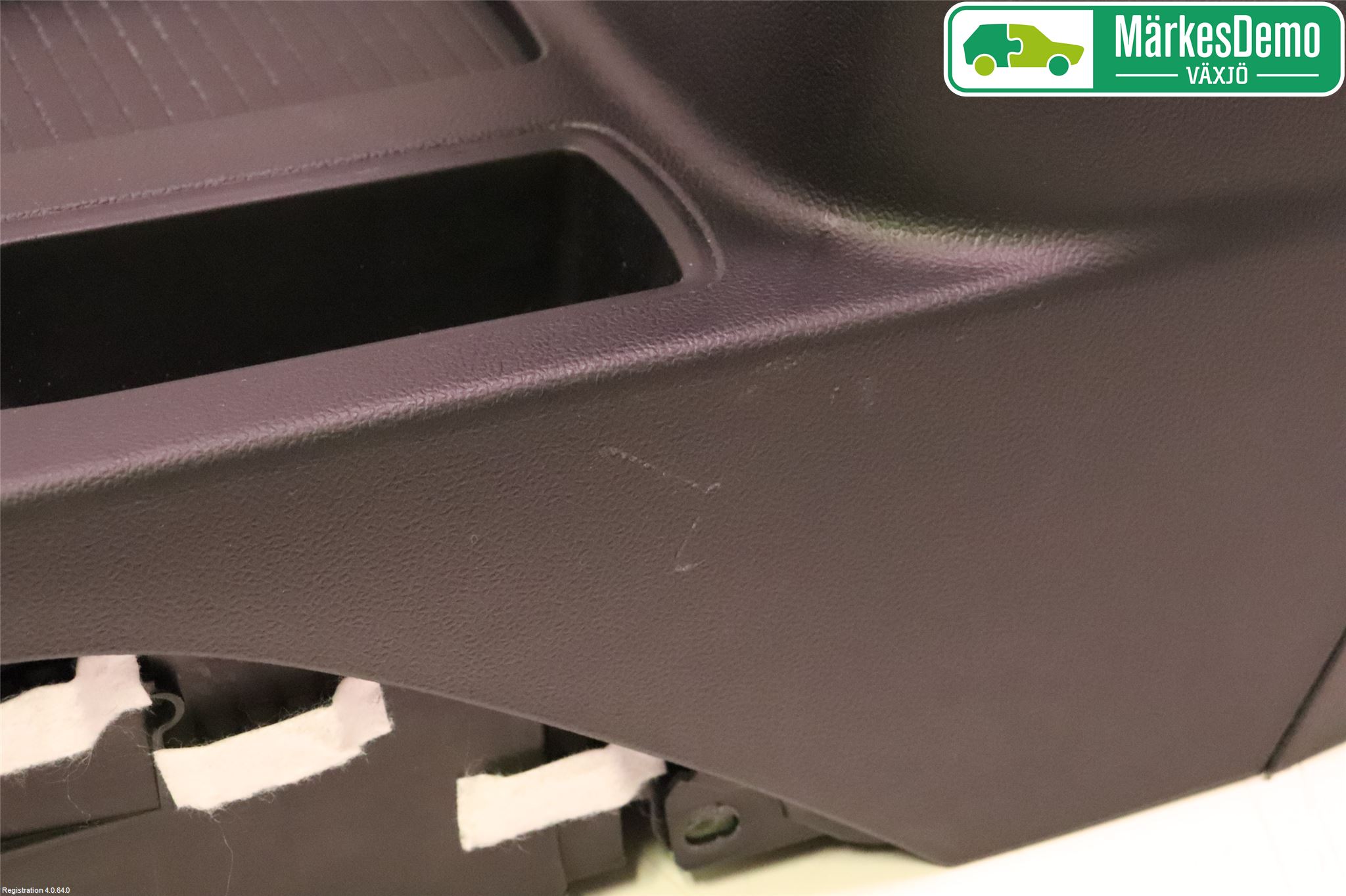 Ford FOCUS 19- Instrumentkonsoll Gulv