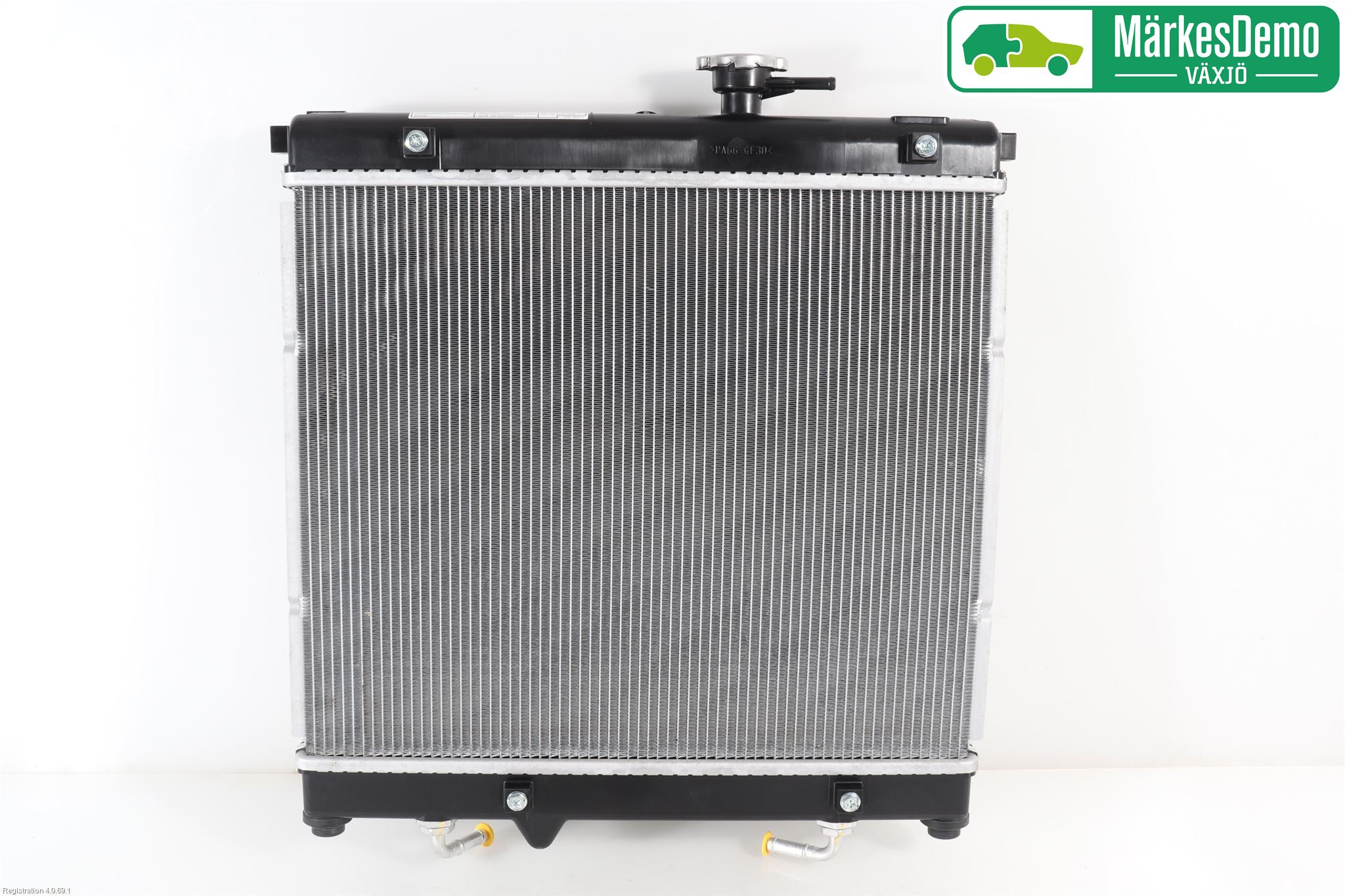 Suzuki JIMNY 81-21 Radiator Automat