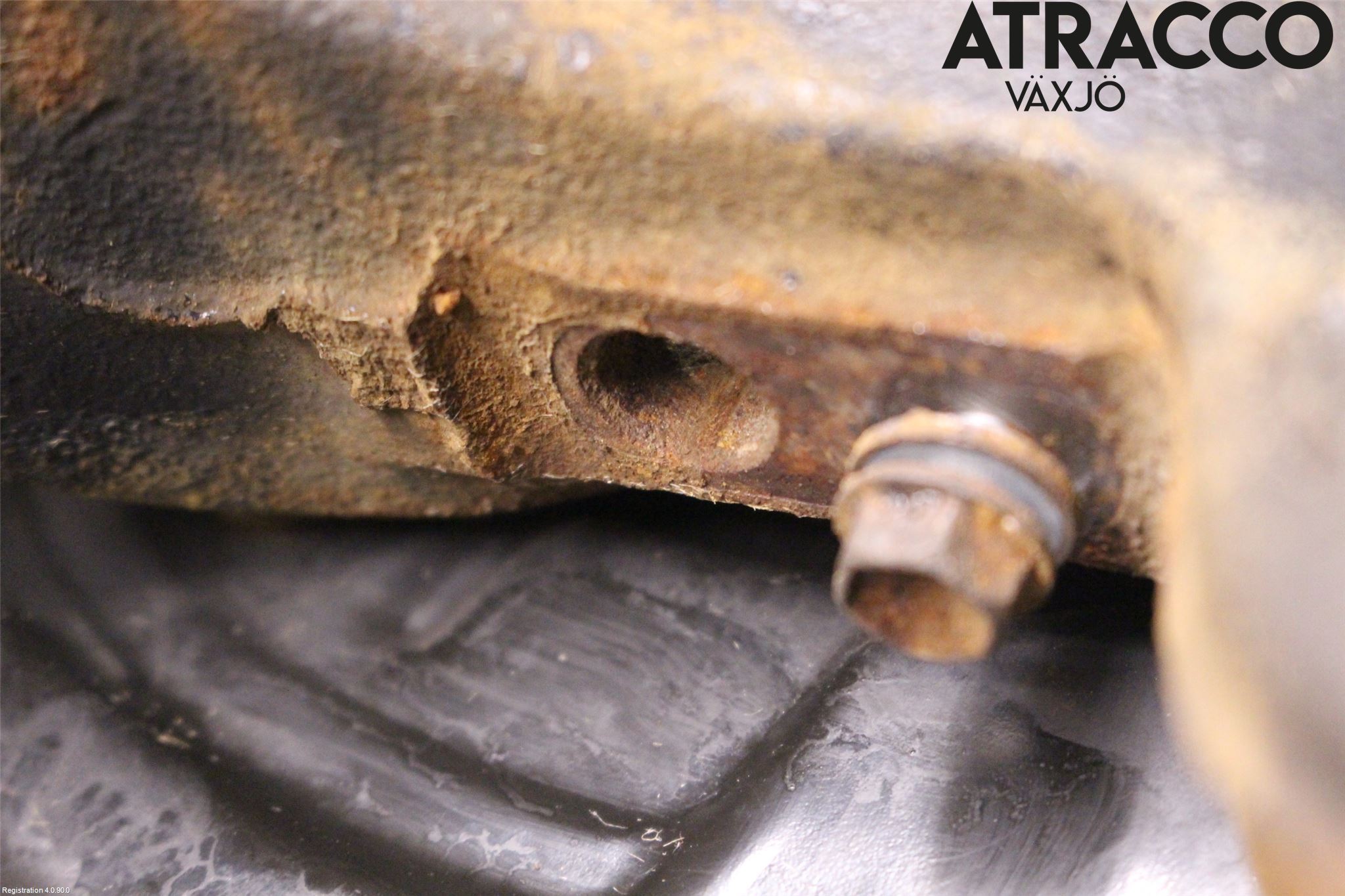 Toyota YARIS XP130 15-20 Spindel Vf