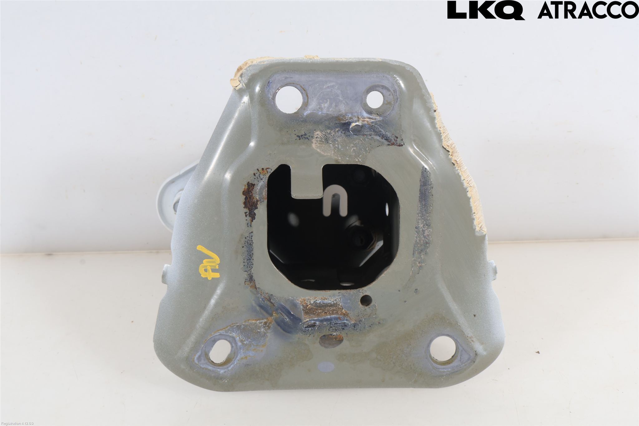 Toyota COROLLA 19- Støtfanger Bak Feste
