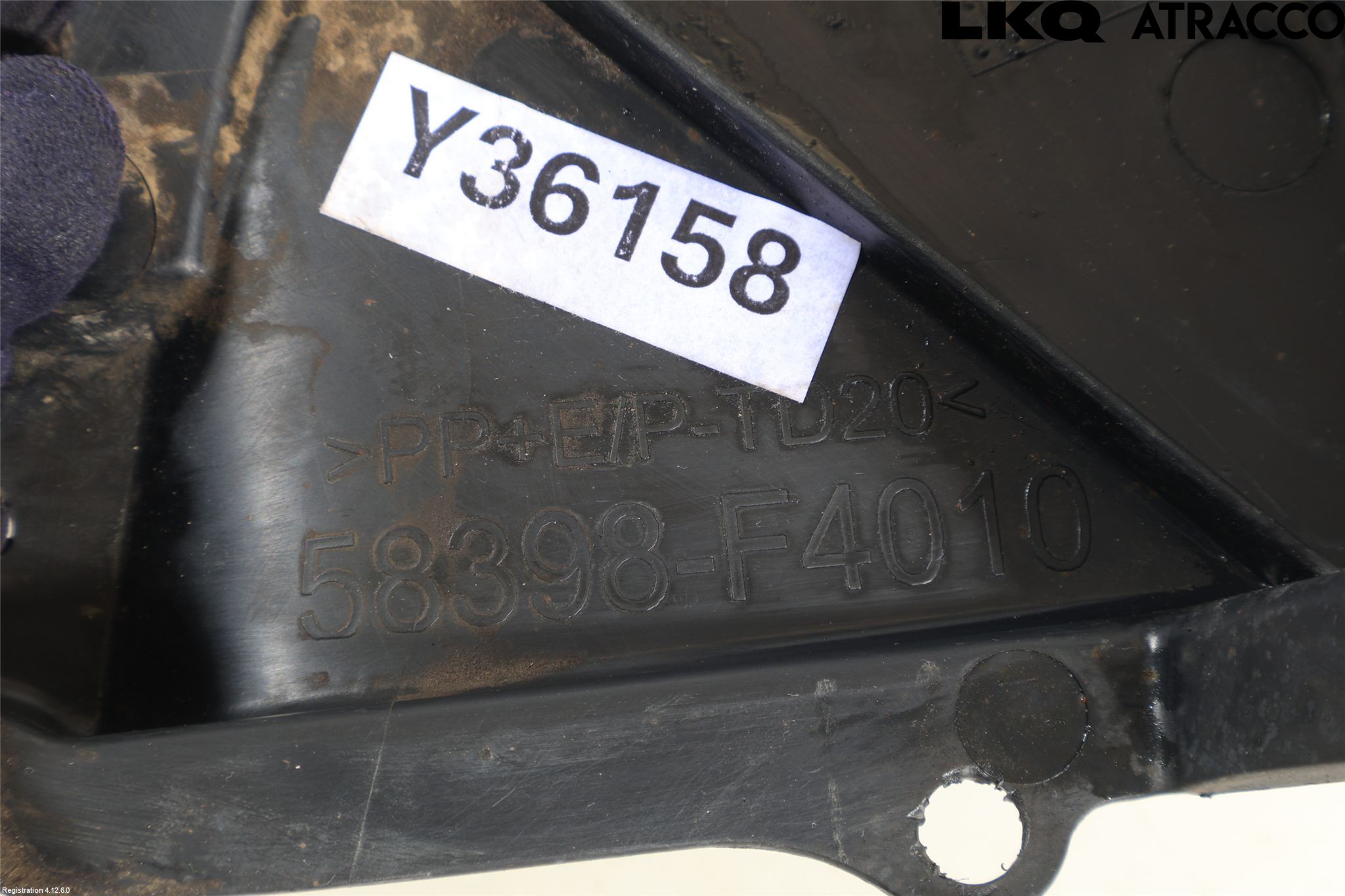Toyota C-HR 16-23 Bunnplate U Motor-Gear-Dørk