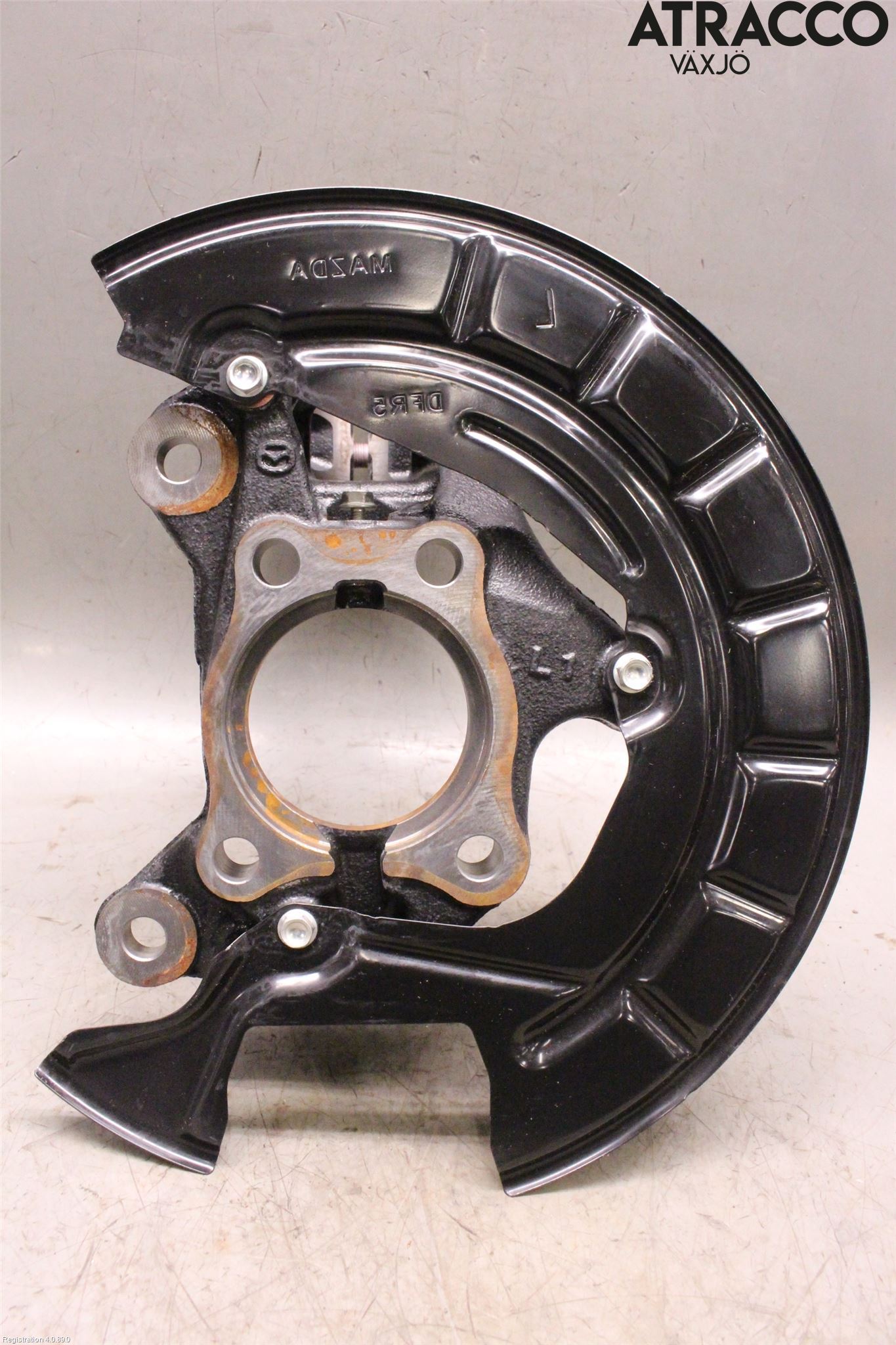 Mazda CX-30 20- Spindel Vf
