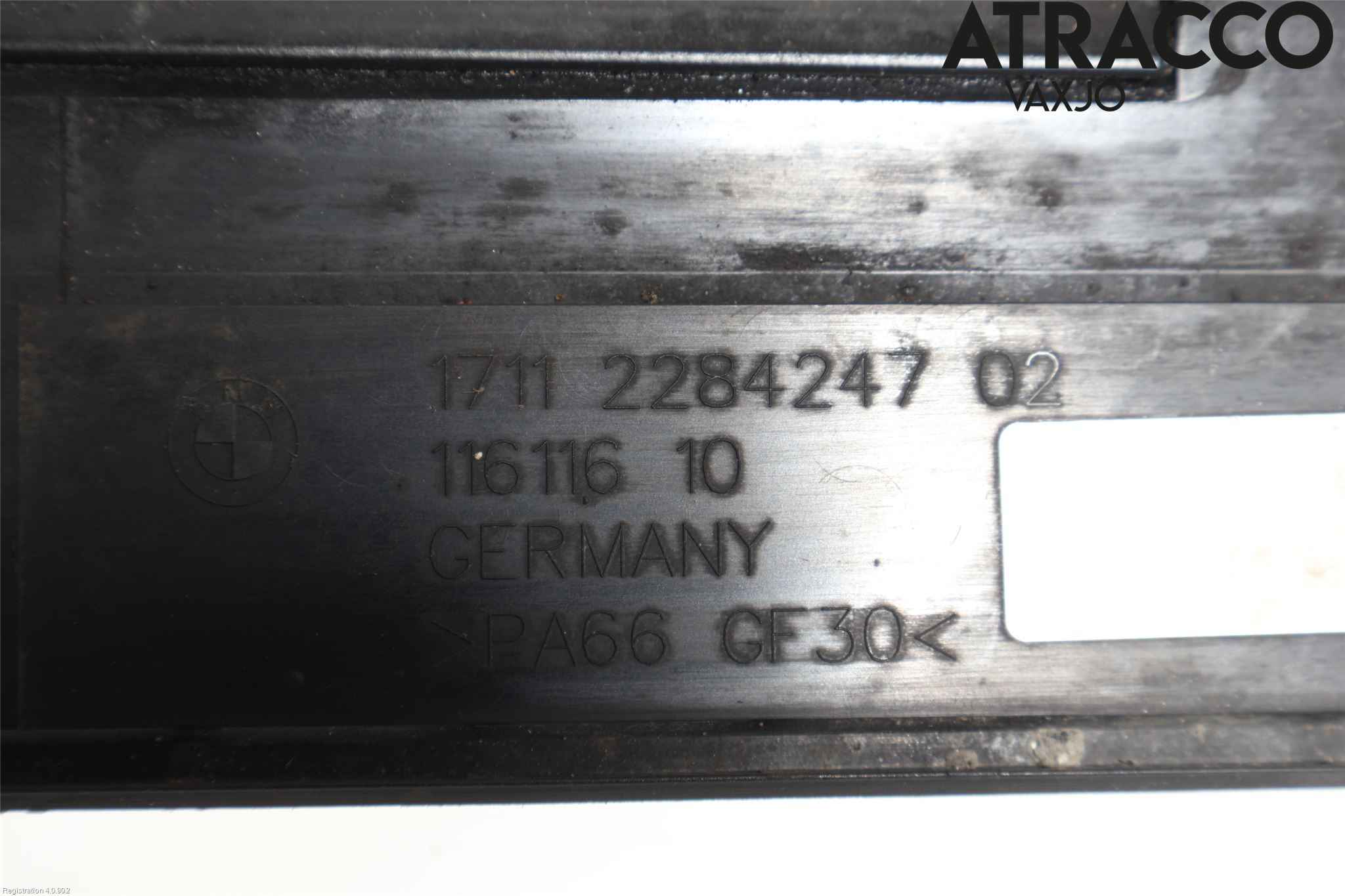 BMW 5 F10/F11/F18 09-17 Radiator Feste - Ramme - Bjelk