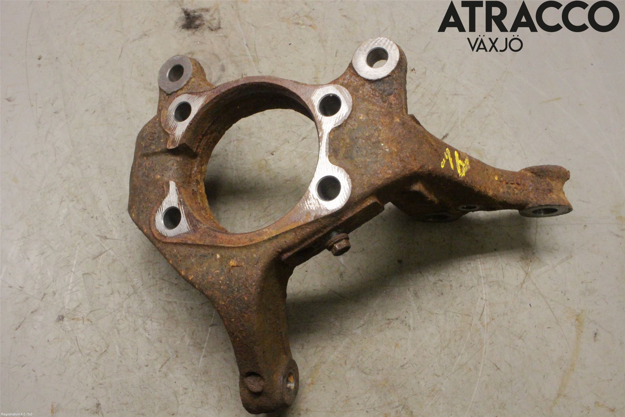 Toyota VERSO 09-18 Spindel Vf