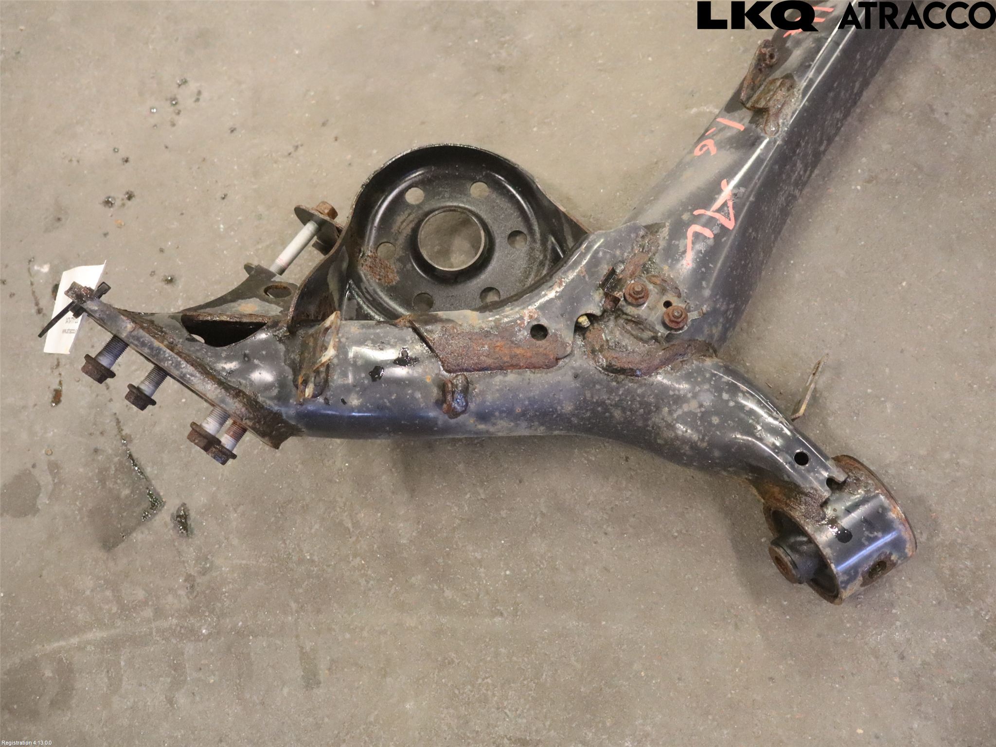 Toyota COROLLA 08-12 Bakaksel Feste Travers-Ramme