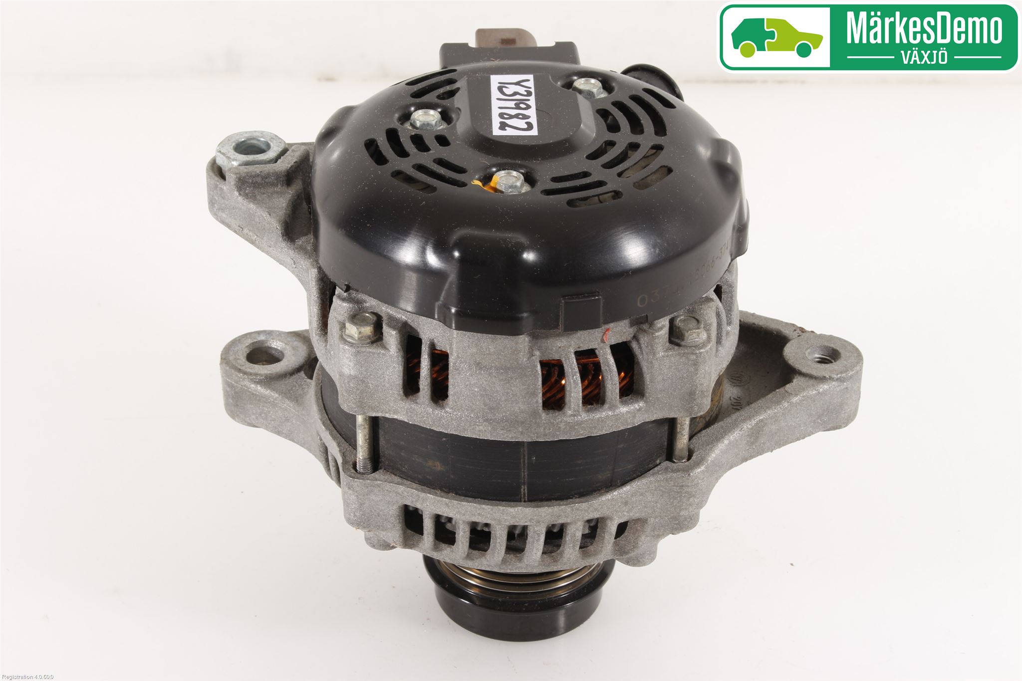Toyota AVENSIS 16-18 Dynamo