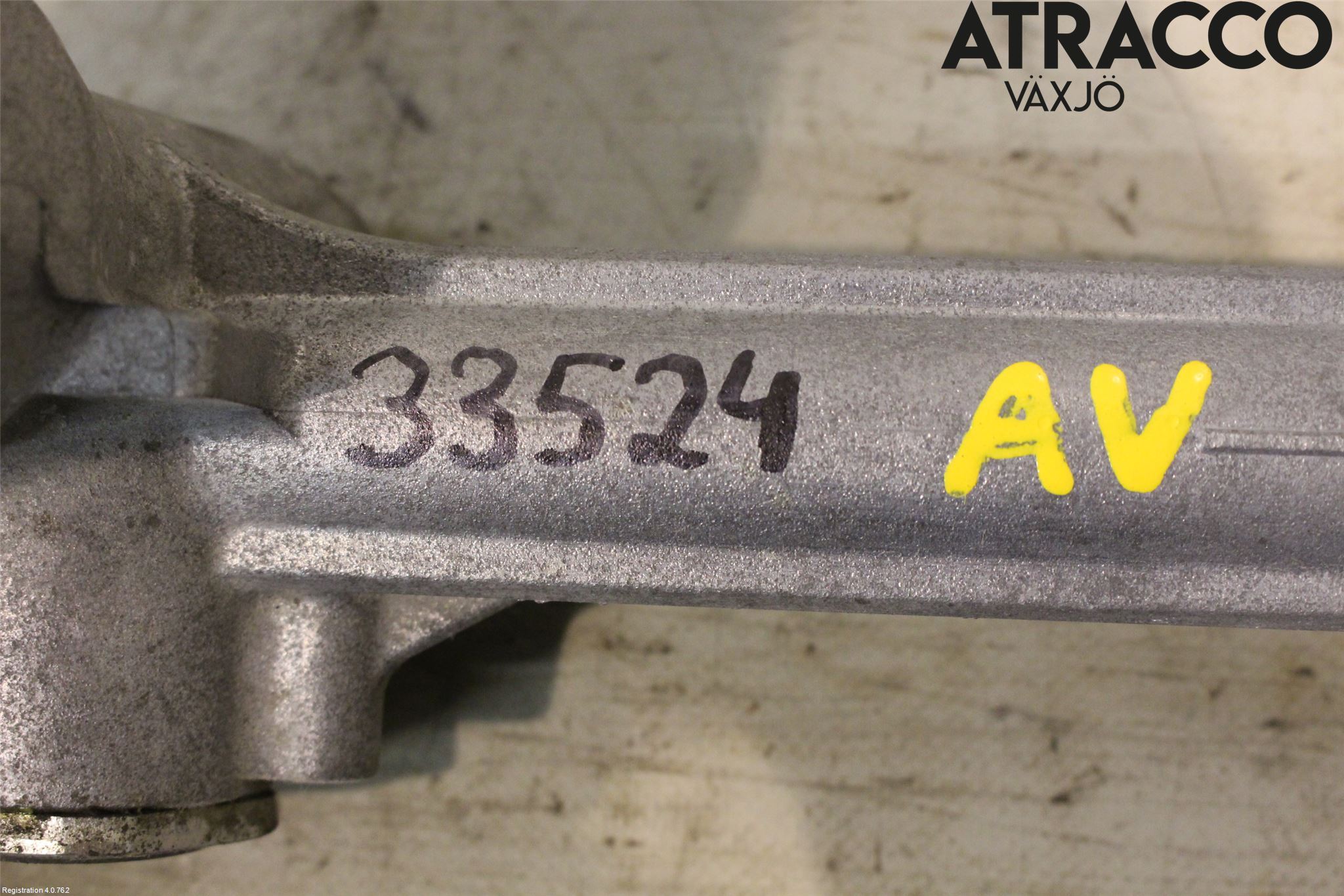 Suzuki SWIFT 17-24 Servo Snekke - Tannstang