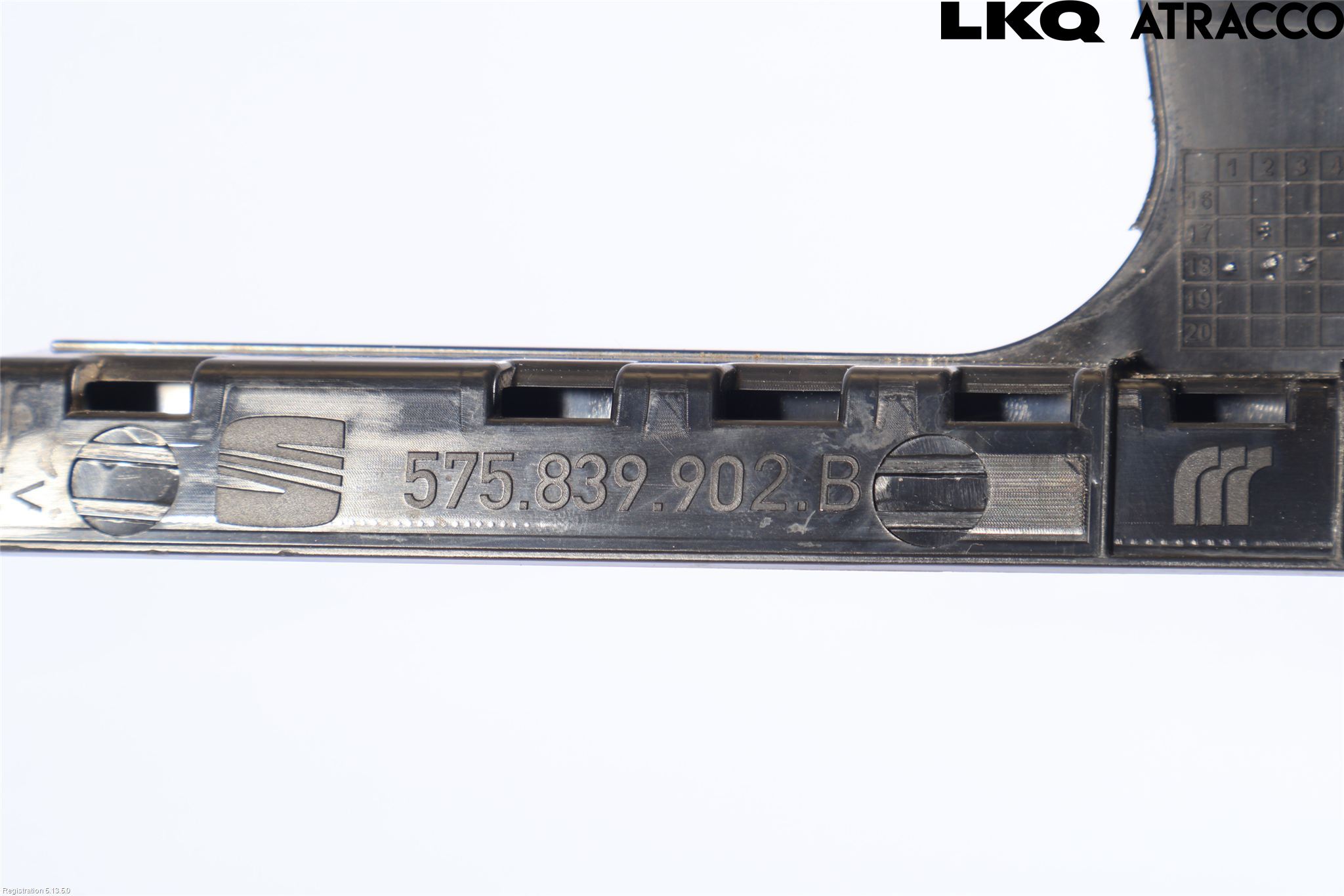 Skoda KAROQ 18- List Høyre Side