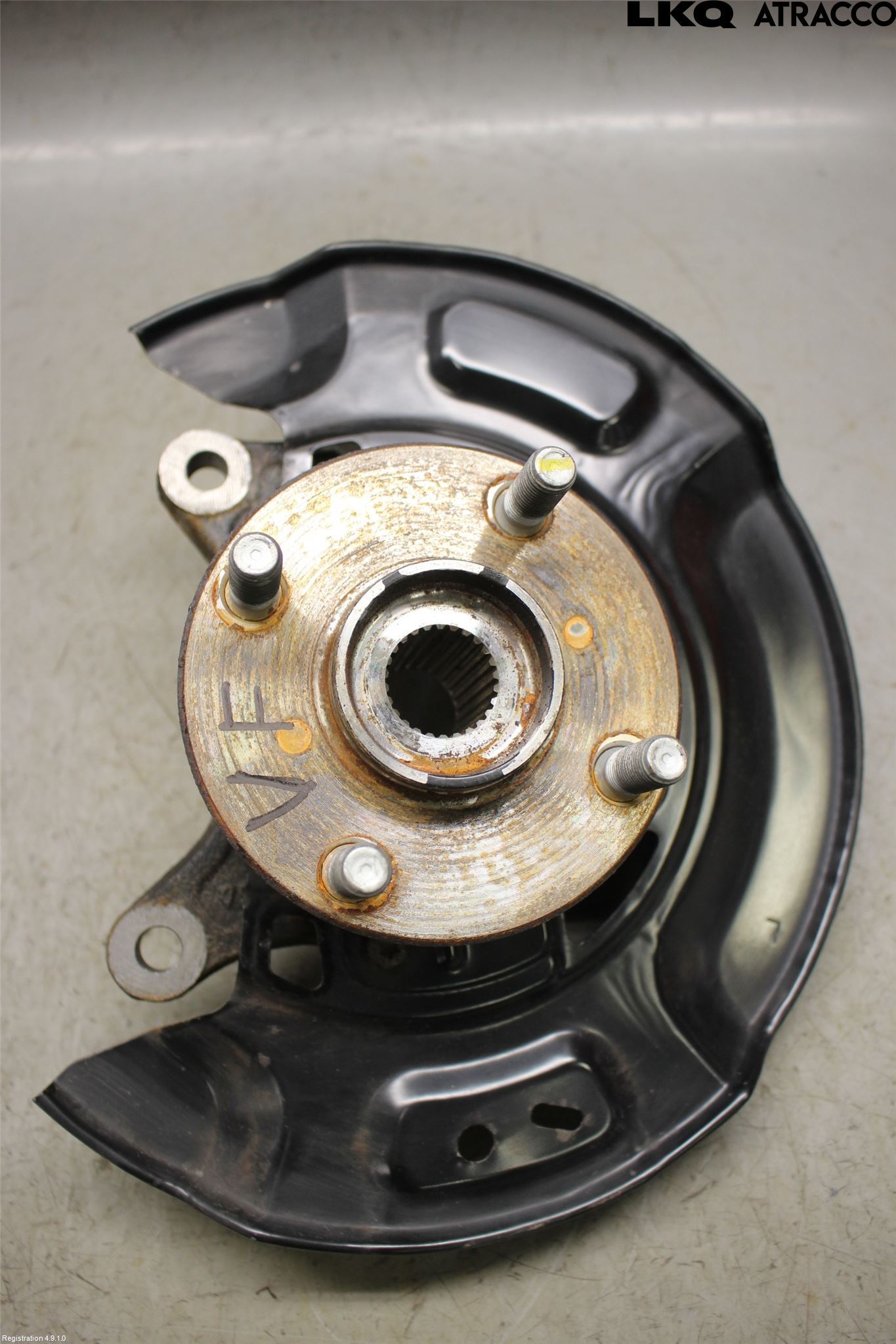 Toyota YARIS XP130 15-20 Spindel Vf