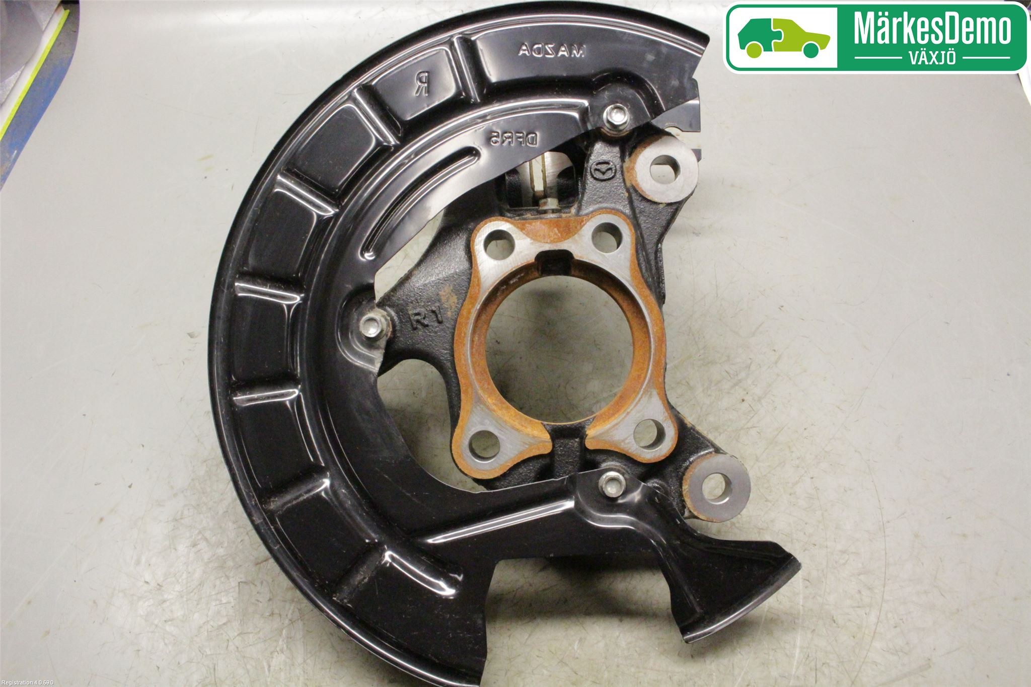 Mazda CX-30 20- Spindel Hf