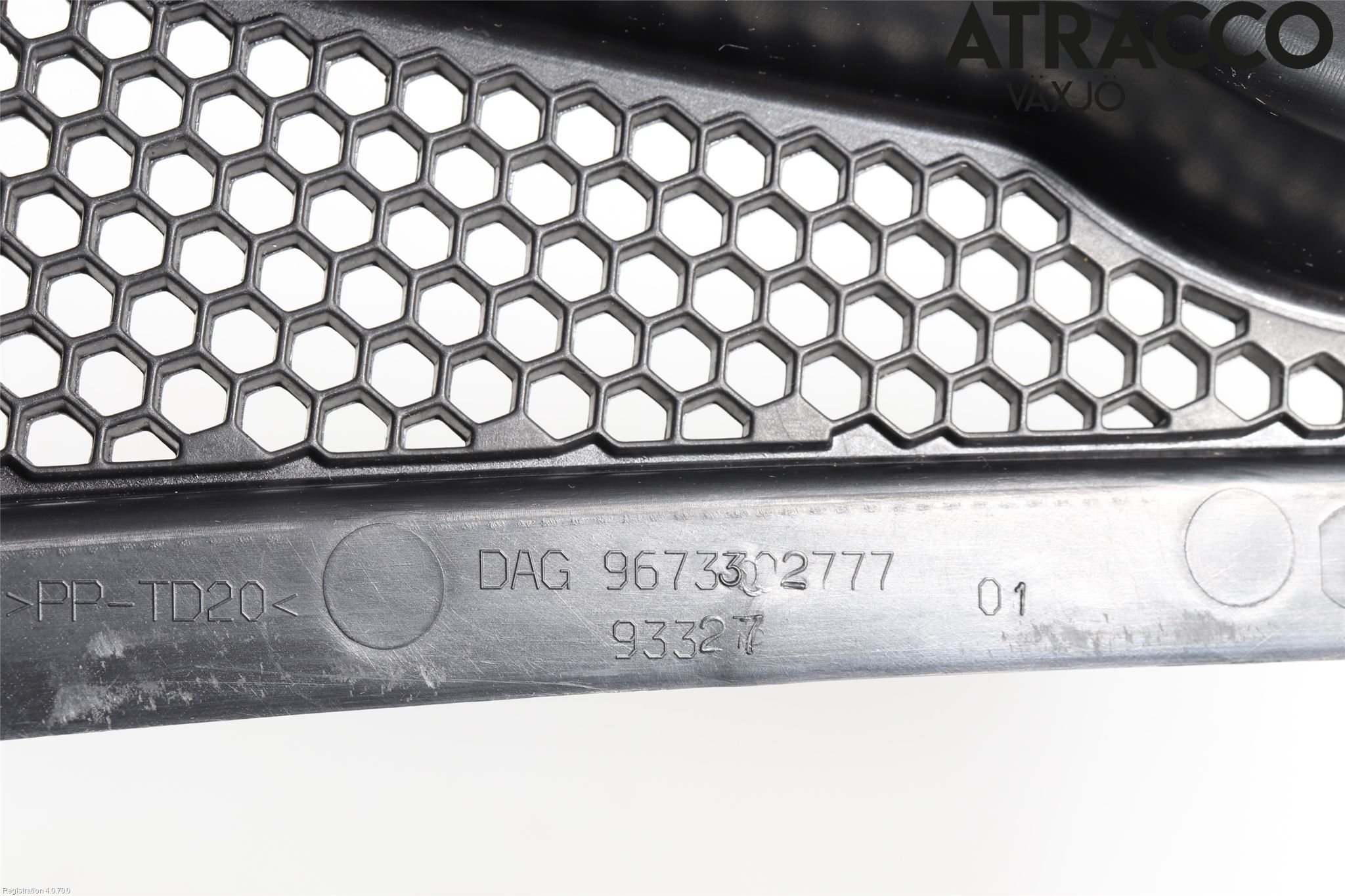 Peugeot PEUGOT 208 16-19 Visker Deksel-Grill-Under Frr