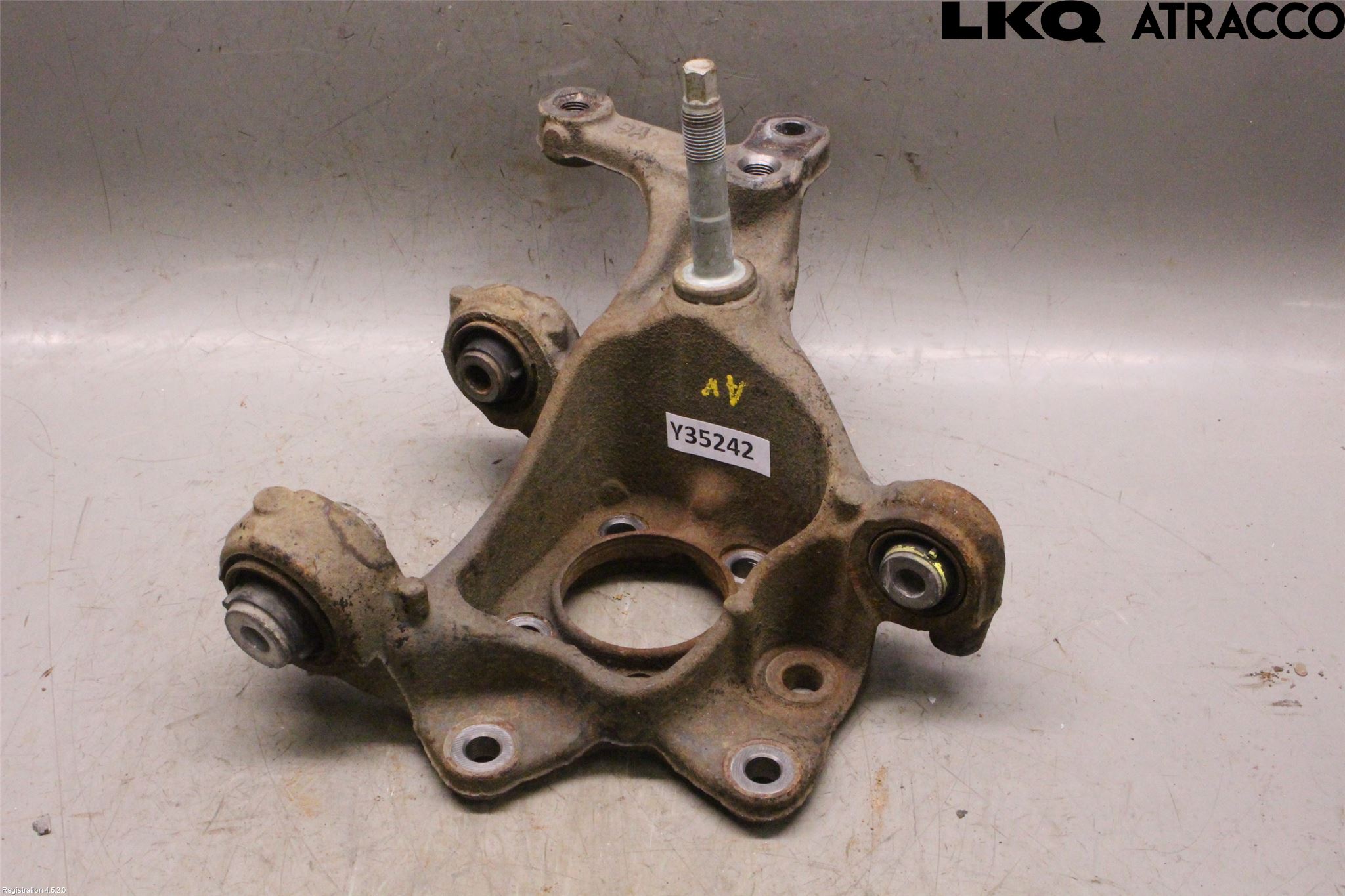 Toyota COROLLA CROSS XG10 22- Spindel Hb