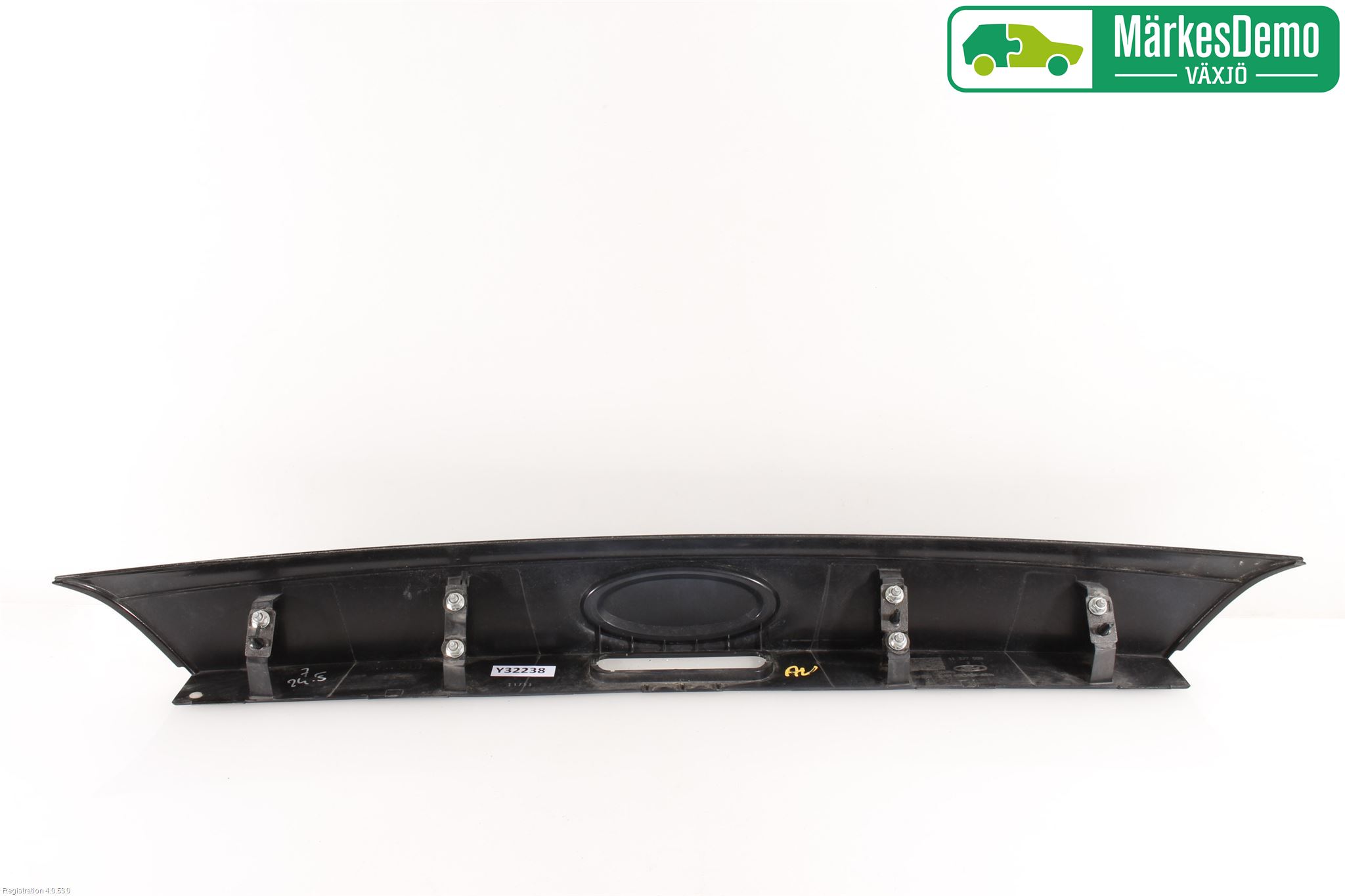 Ford FOCUS 15-18 Refleksplate - Skiltplate