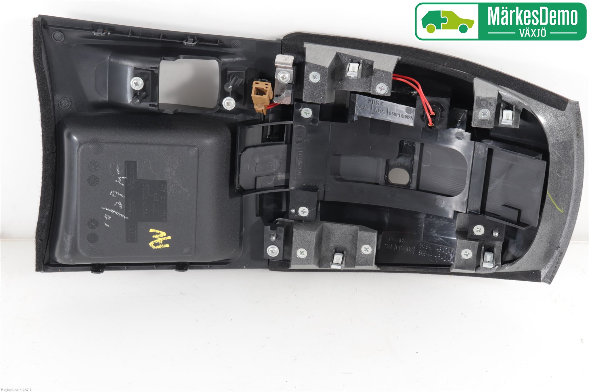 Nissan X-TRAIL 14-21 Instrumentkonsoll Midt