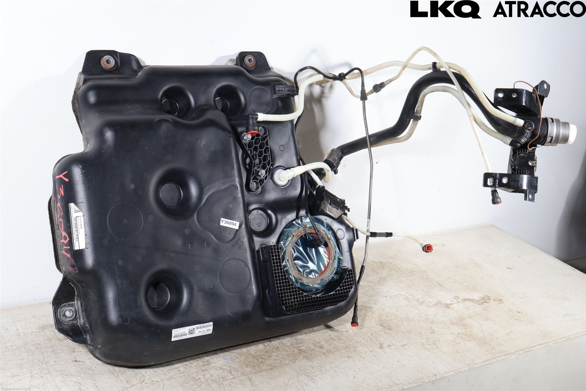 Volkswagen VW PASSAT 15-19 Drivstofftank
