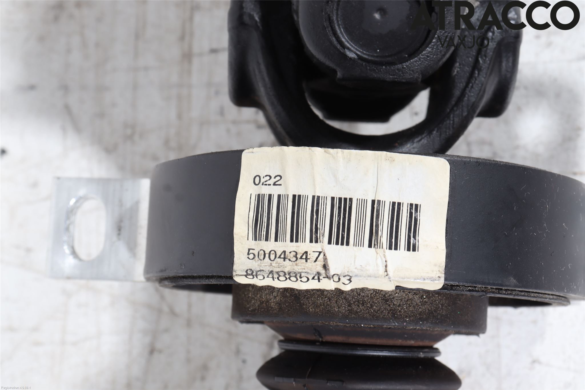 BMW 5 F10/F11/F18 09-17 Mellomaksel Kompl