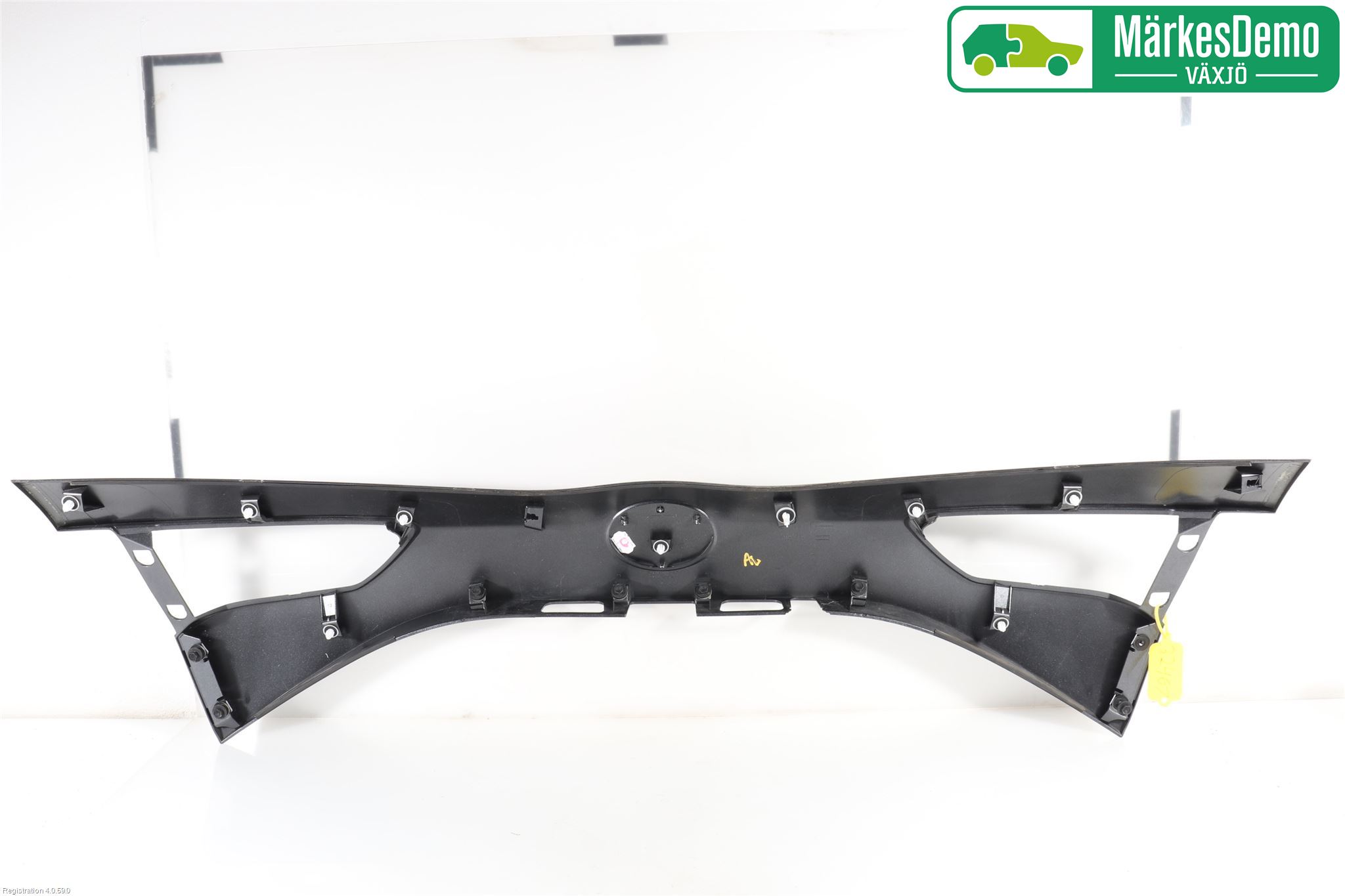 Toyota YARIS XP130 15-20 Refleksplate - Skiltplate