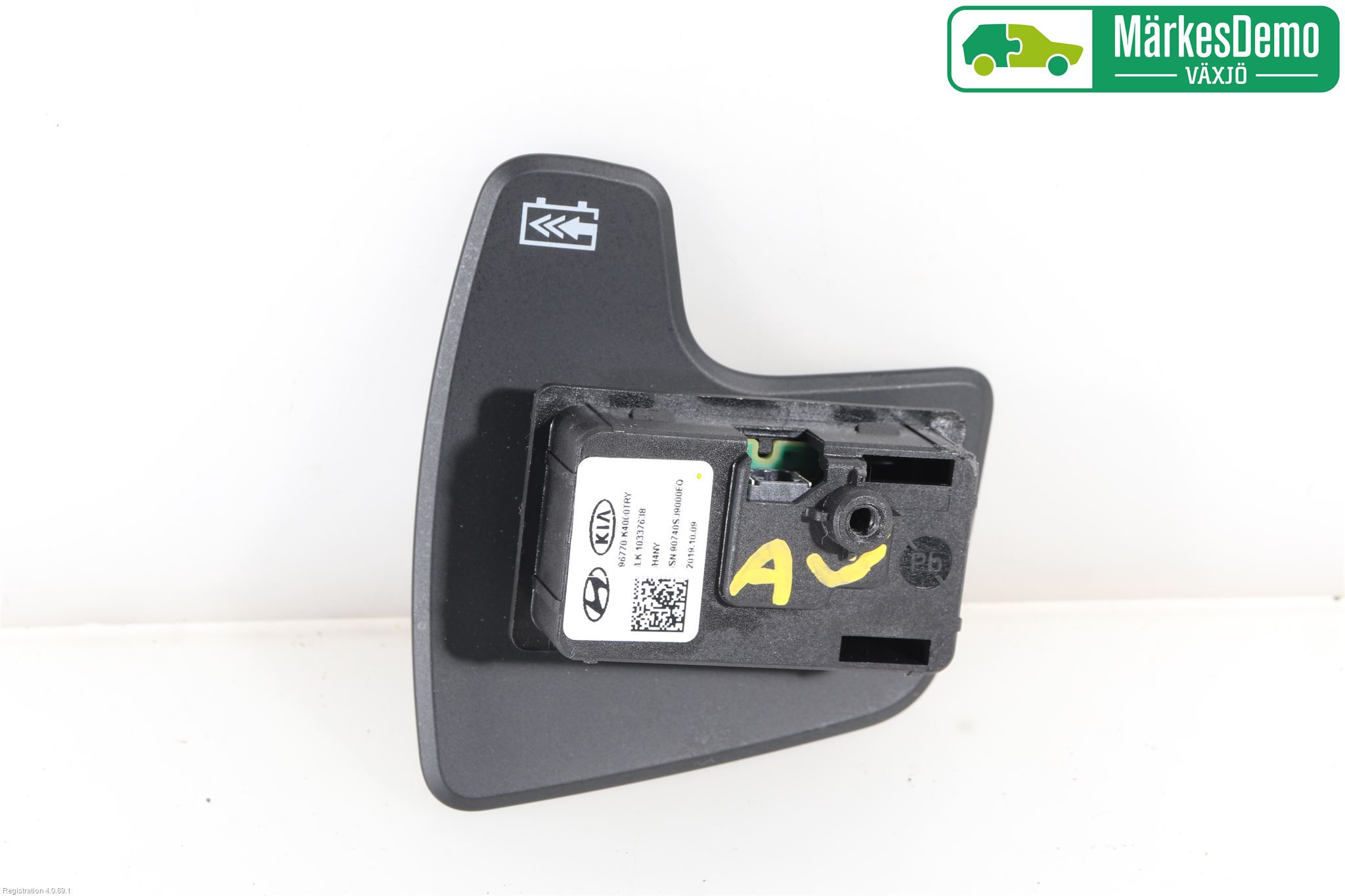 Hyundai KONA/ELECTRIC OS 18-23 Bryter Ratt Radio-Stereo