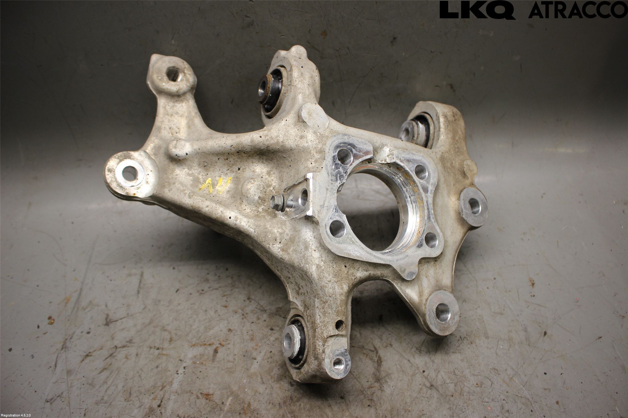 Toyota bZ4X EA10 22- Spindel Hb