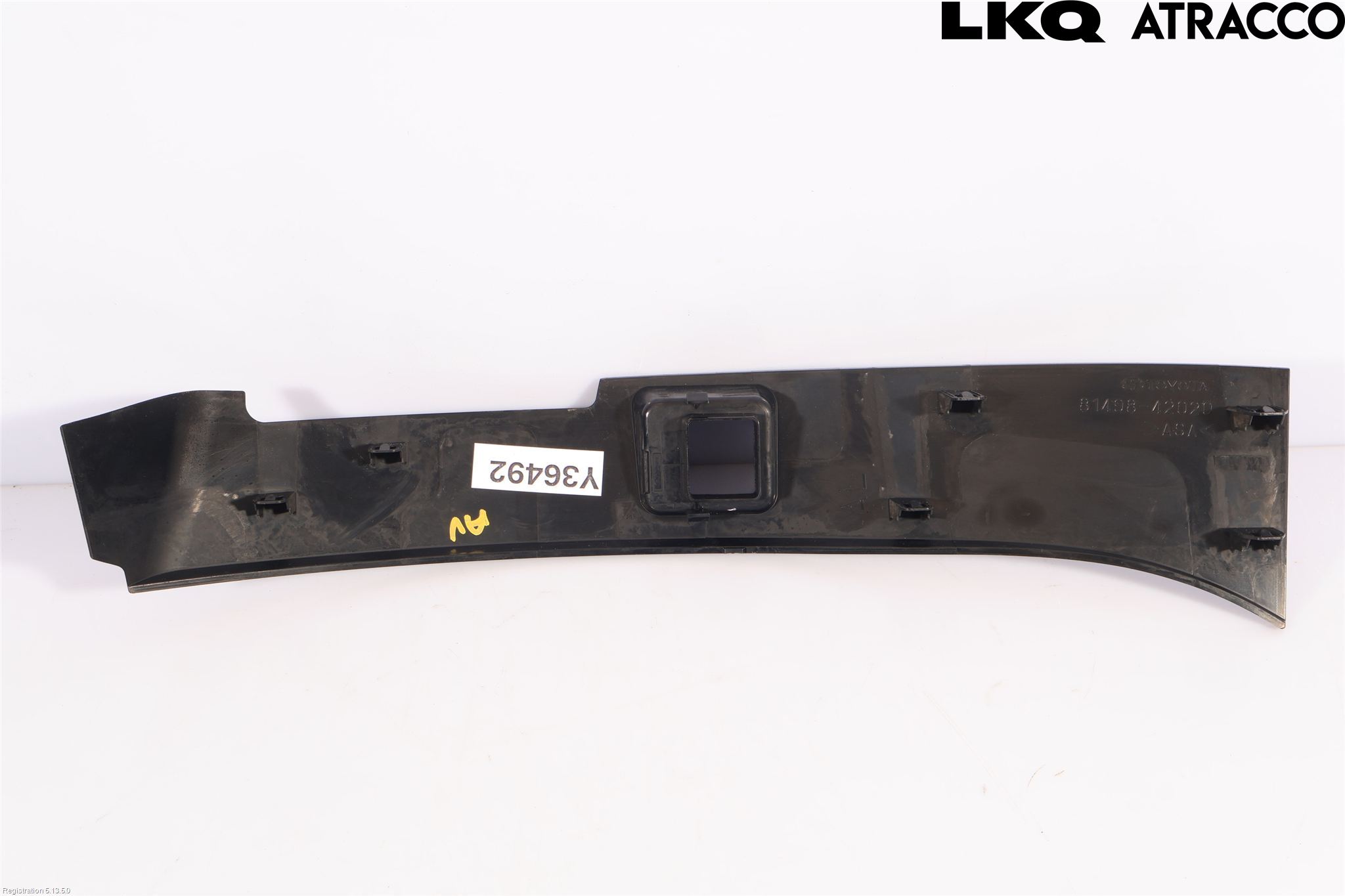 Toyota bZ4X EA10 22- Baklykt Omramming