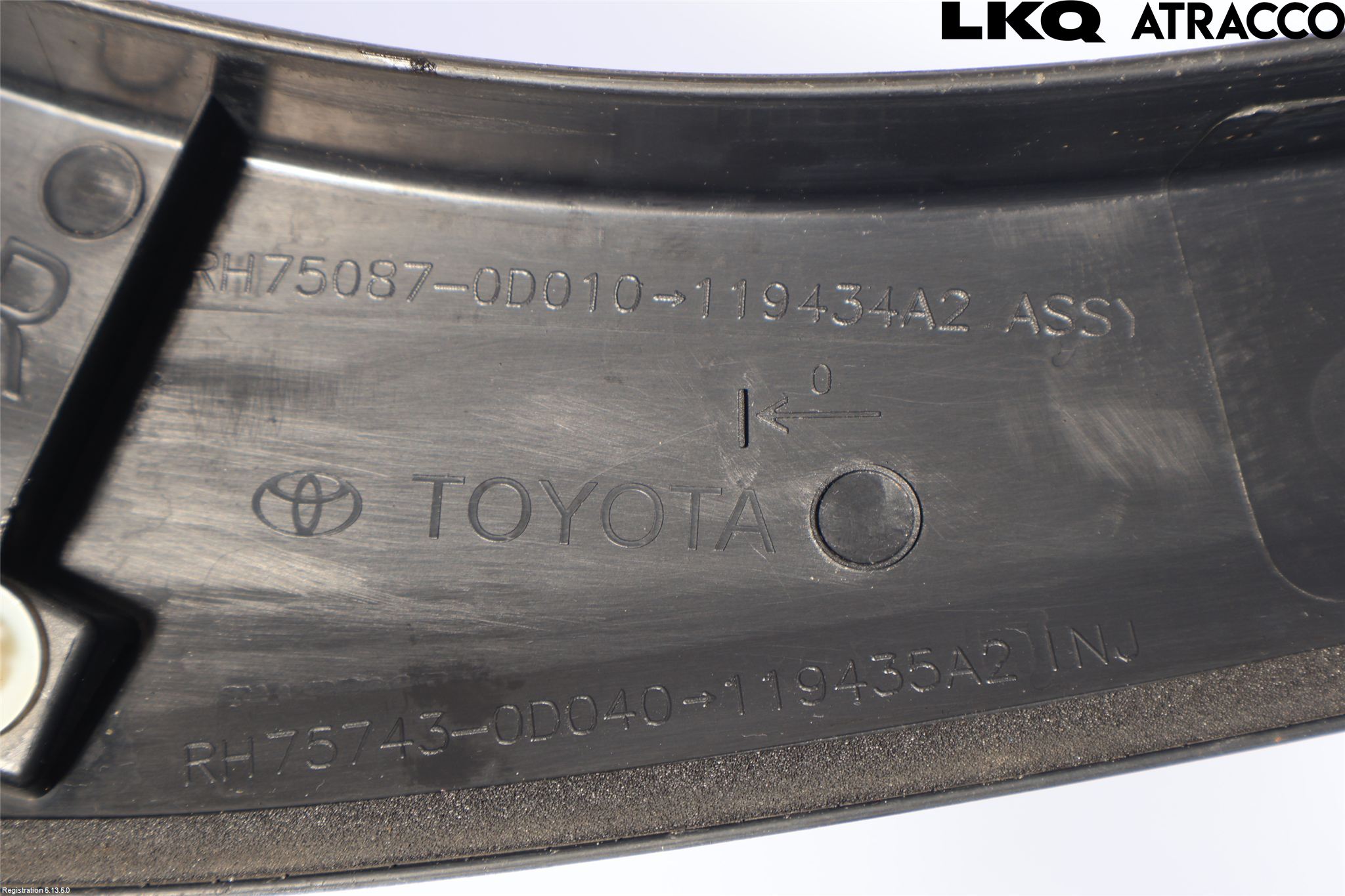 Toyota YARIS CROSS XP21 21- Skjerm Bredder