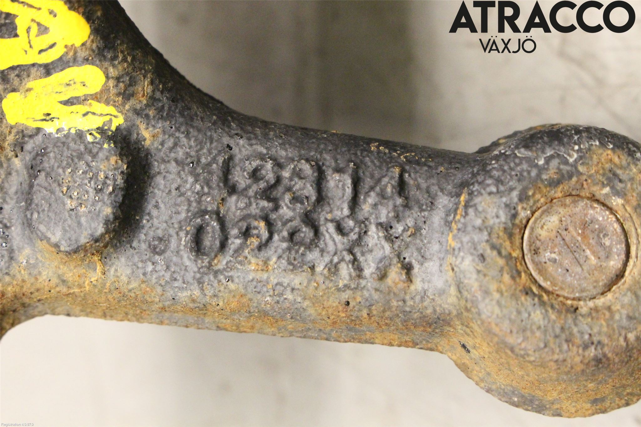 Toyota COROLLA 19- Spindel Vb