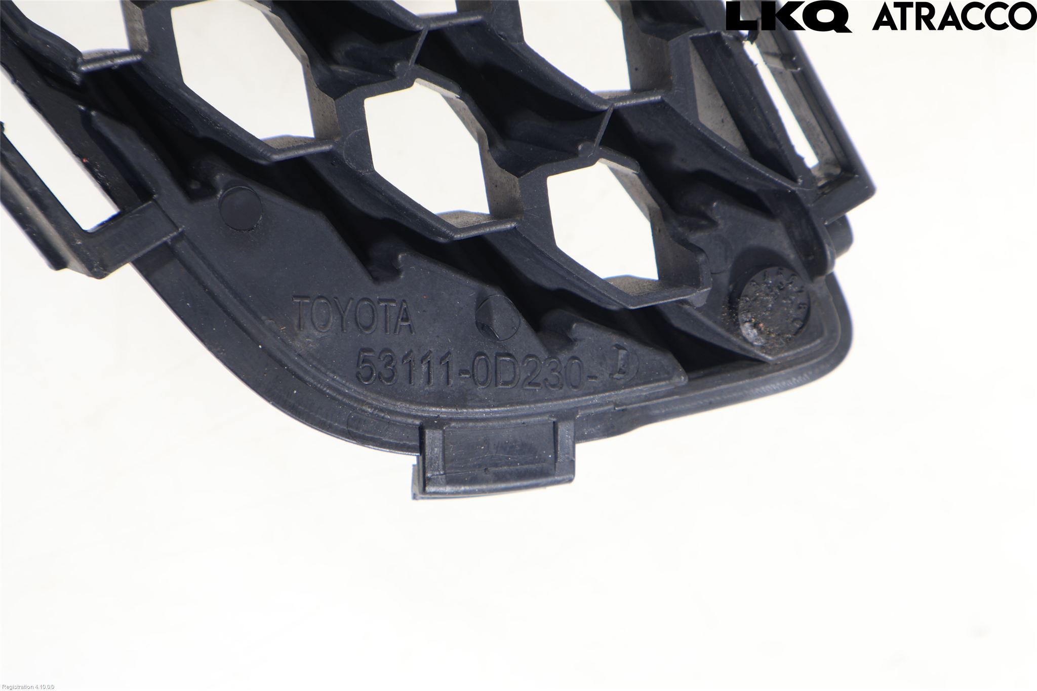 Toyota YARIS XP90 06-11 Grill Komplett