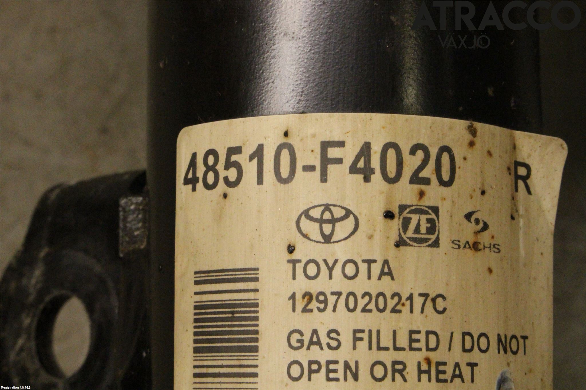 Toyota C-HR 16-23 Fjærbein Foran Høyre