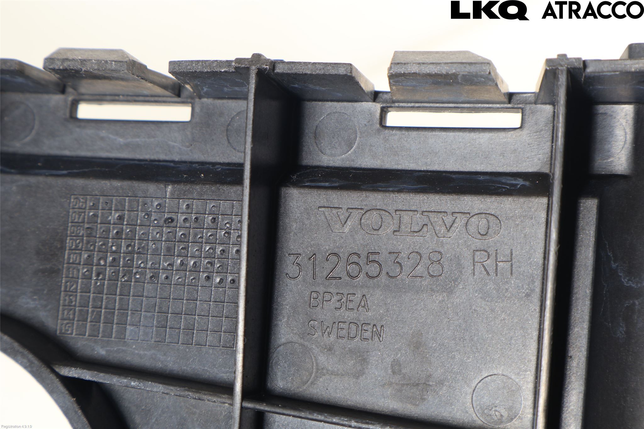 Volvo V70 08-13 Støtfangerfeste Bak Høyre