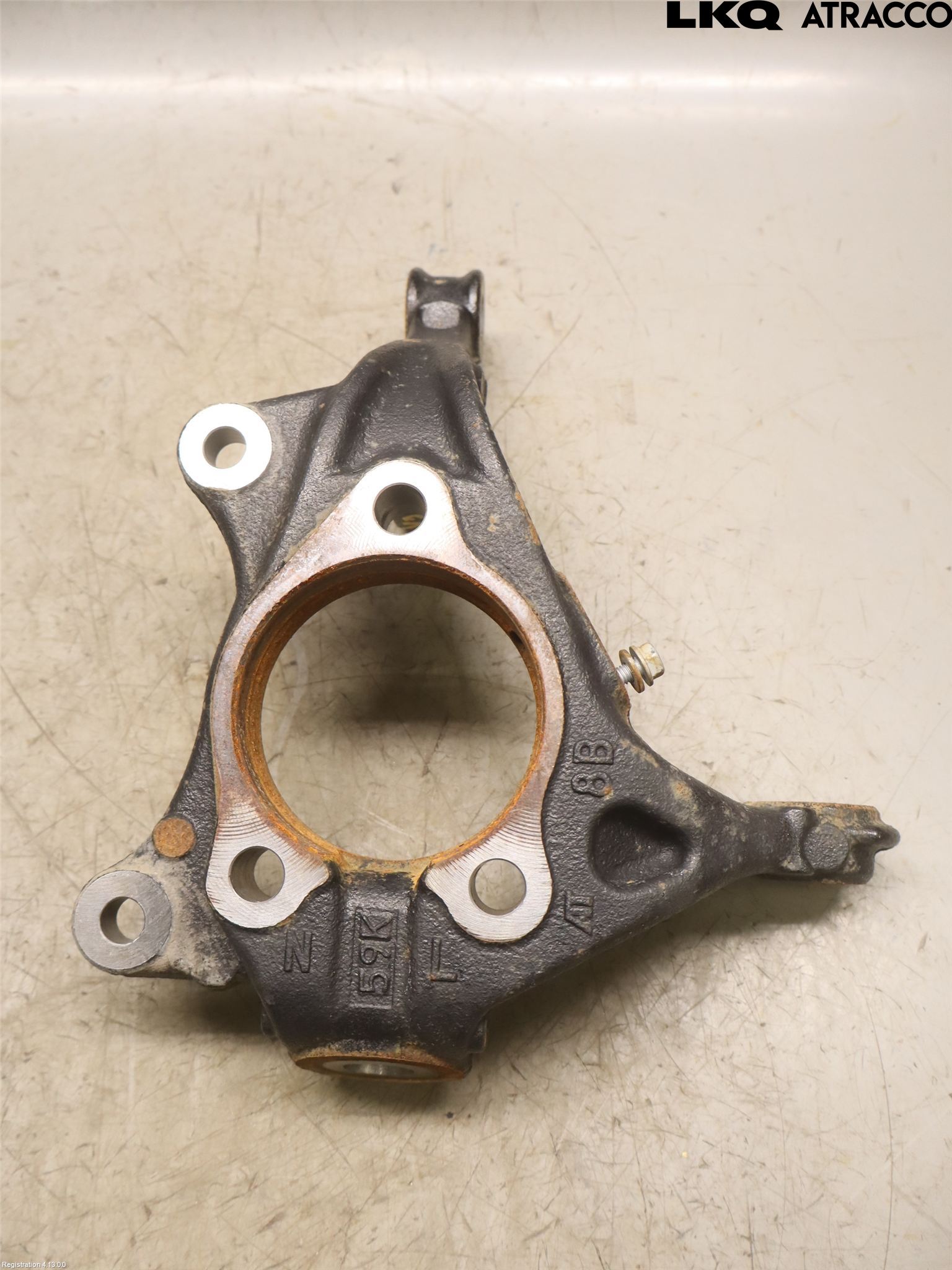 Toyota COROLLA CROSS XG10 22- Spindel Vf