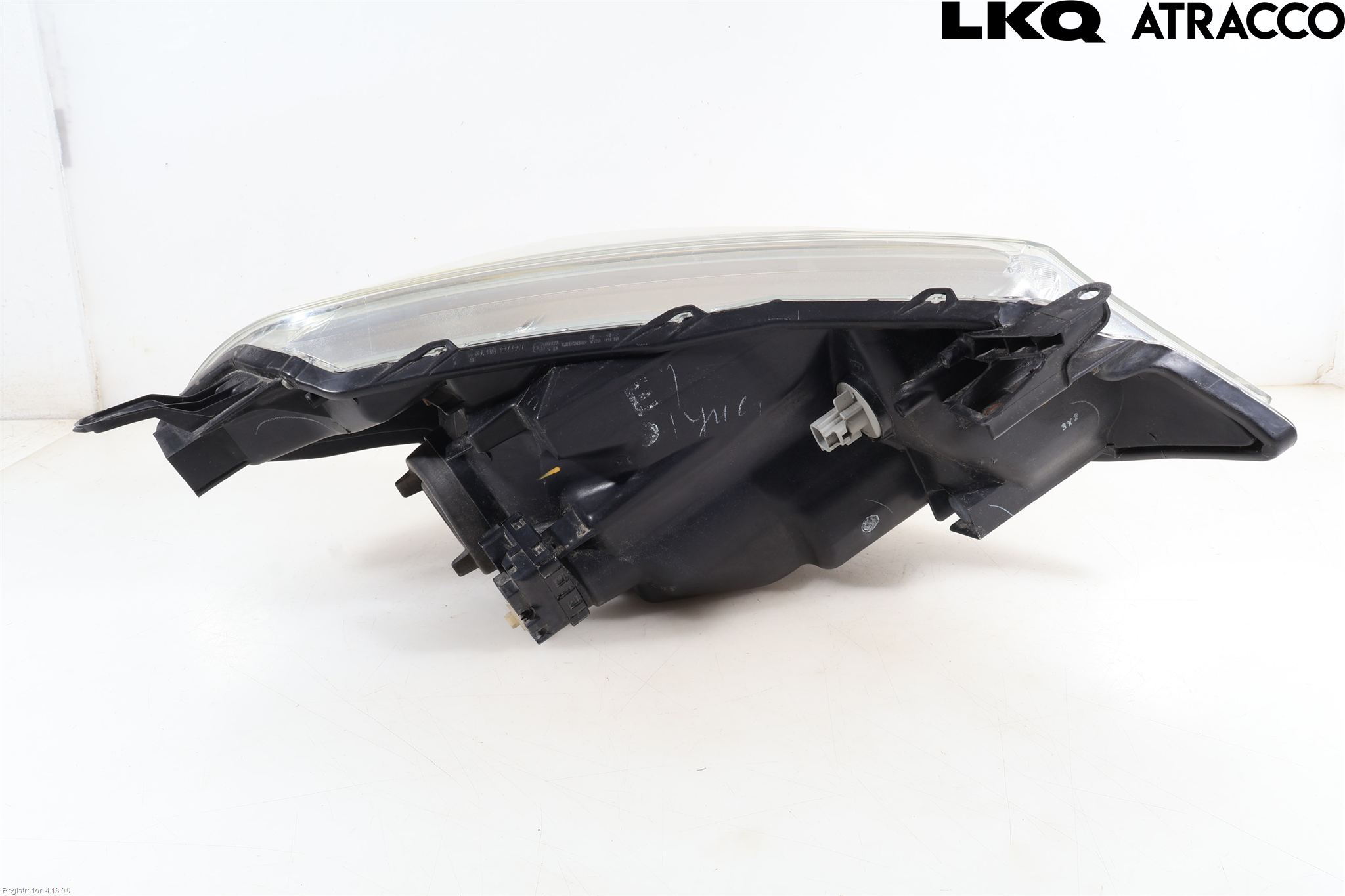 Toyota YARIS XP130 12-14 Frontlykt Venstre