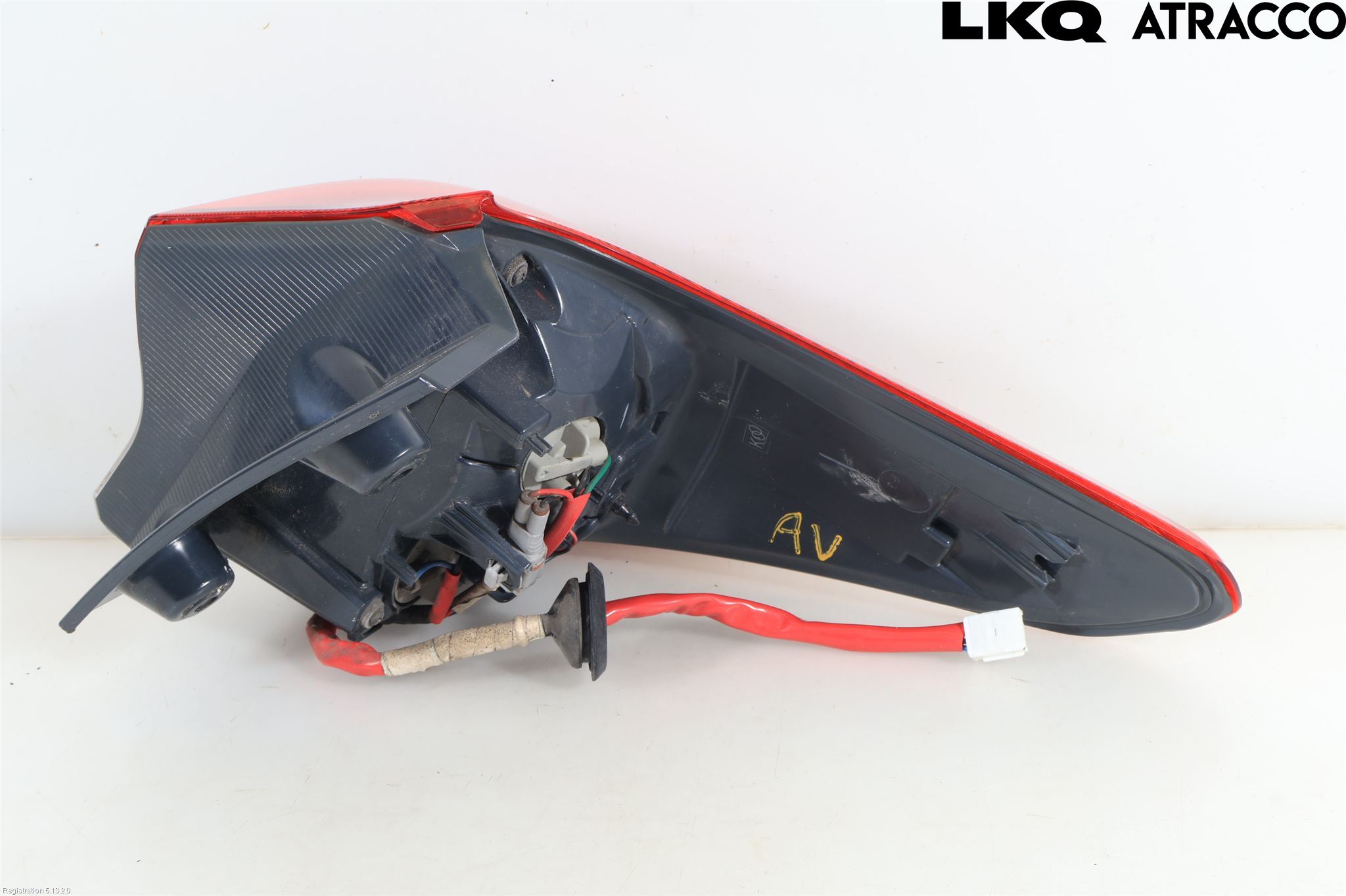 Toyota AURIS 13-19 Baklykt Venstre