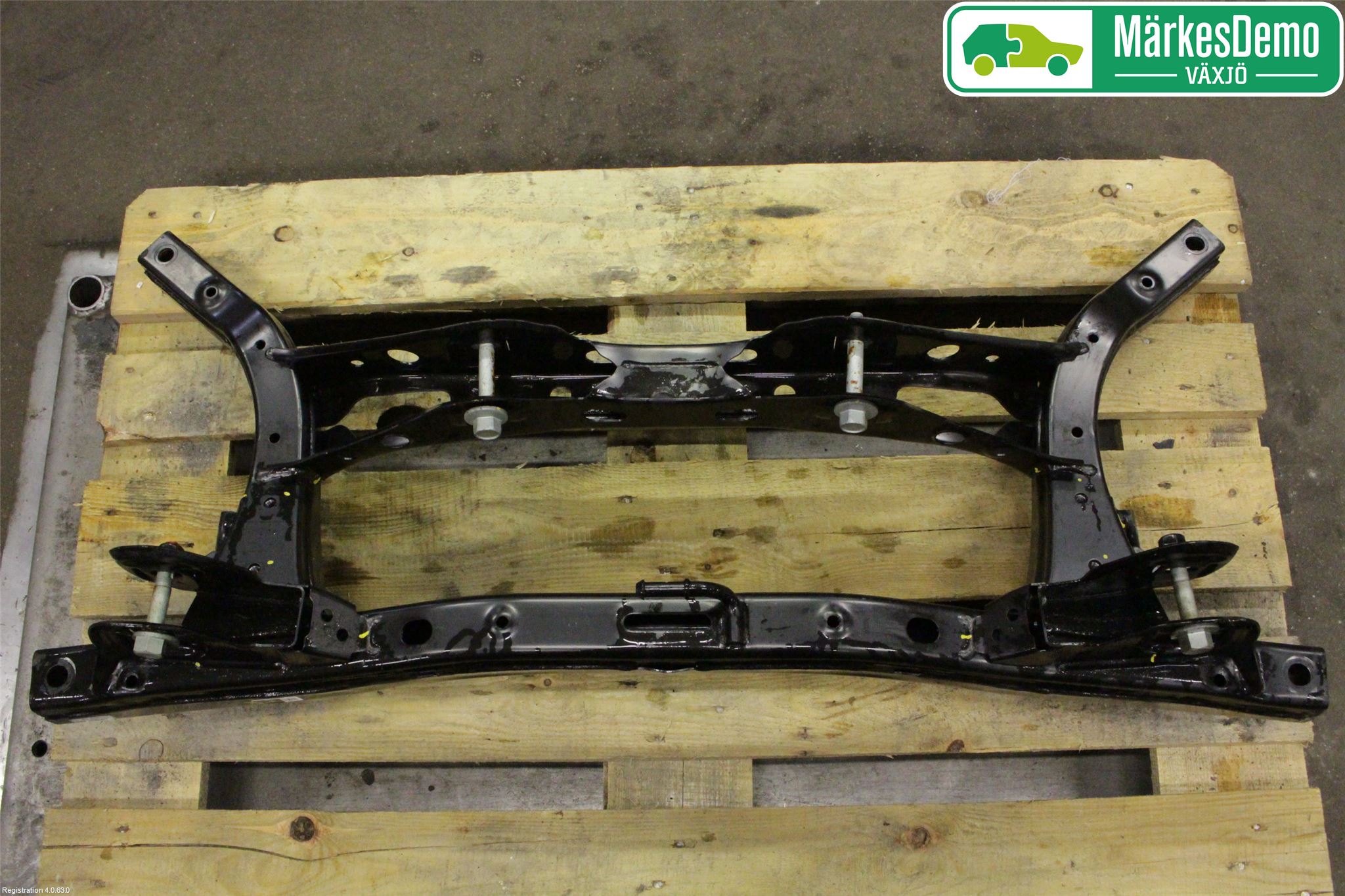 Hyundai IONIQ AE 17-22 Bakaksel Feste Travers-Ramme